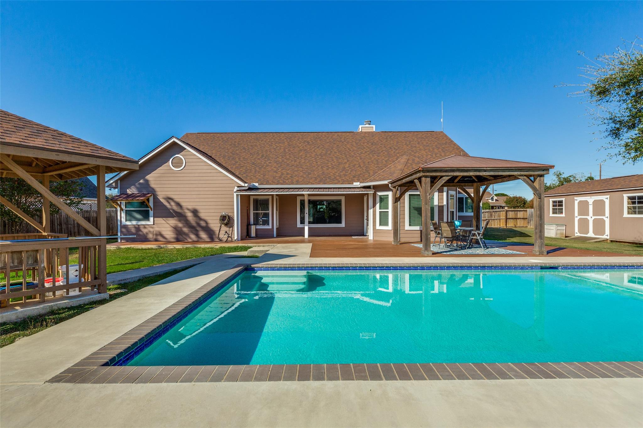 1536 Kings Ranch Rd, Bandera, TX 78003