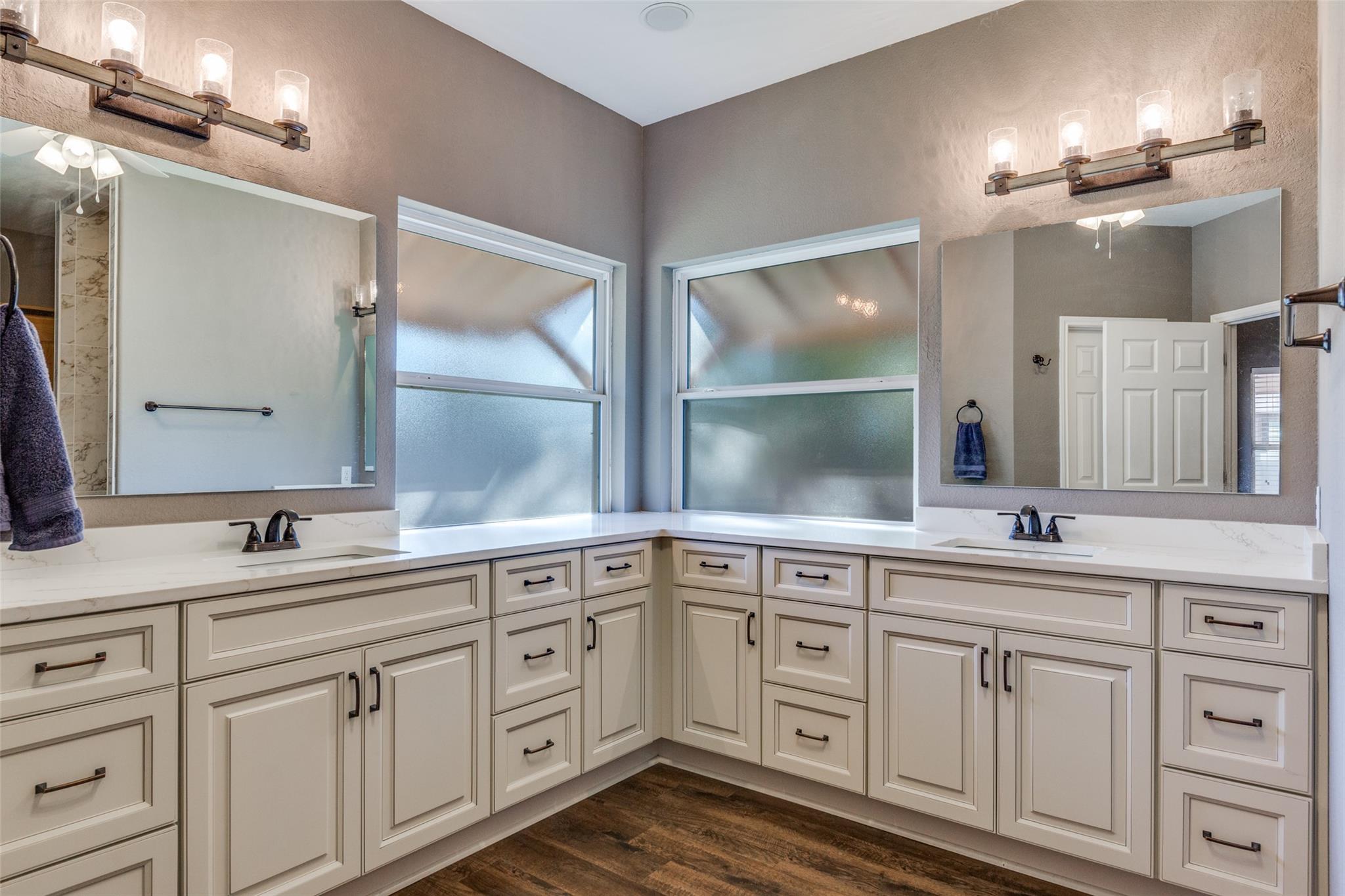 1536 Kings Ranch Rd, Bandera, TX 78003