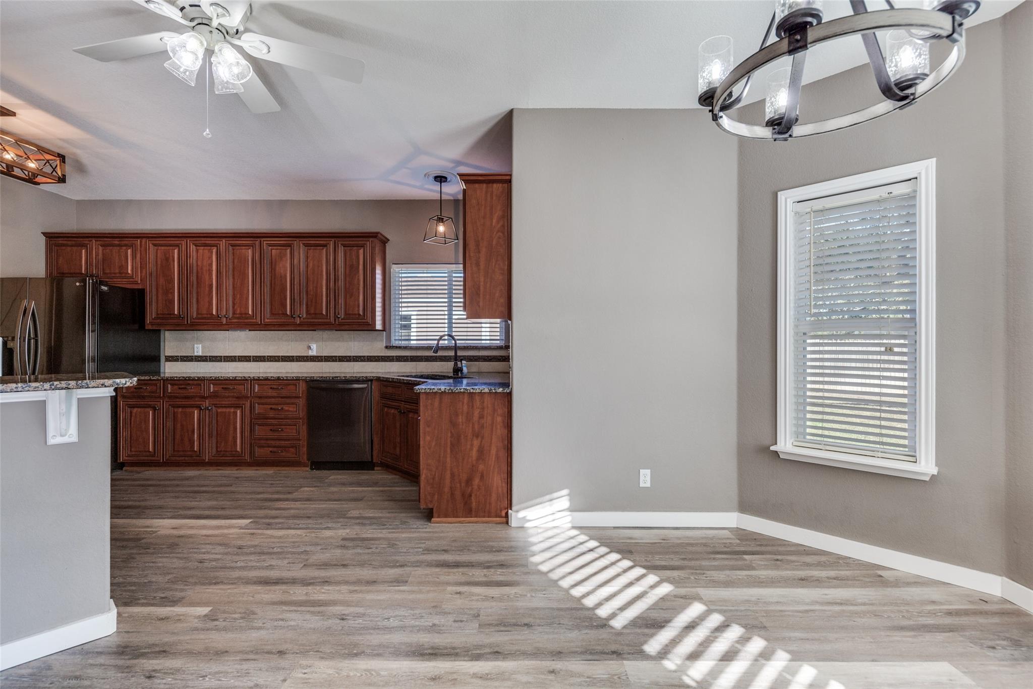 1536 Kings Ranch Rd, Bandera, TX 78003