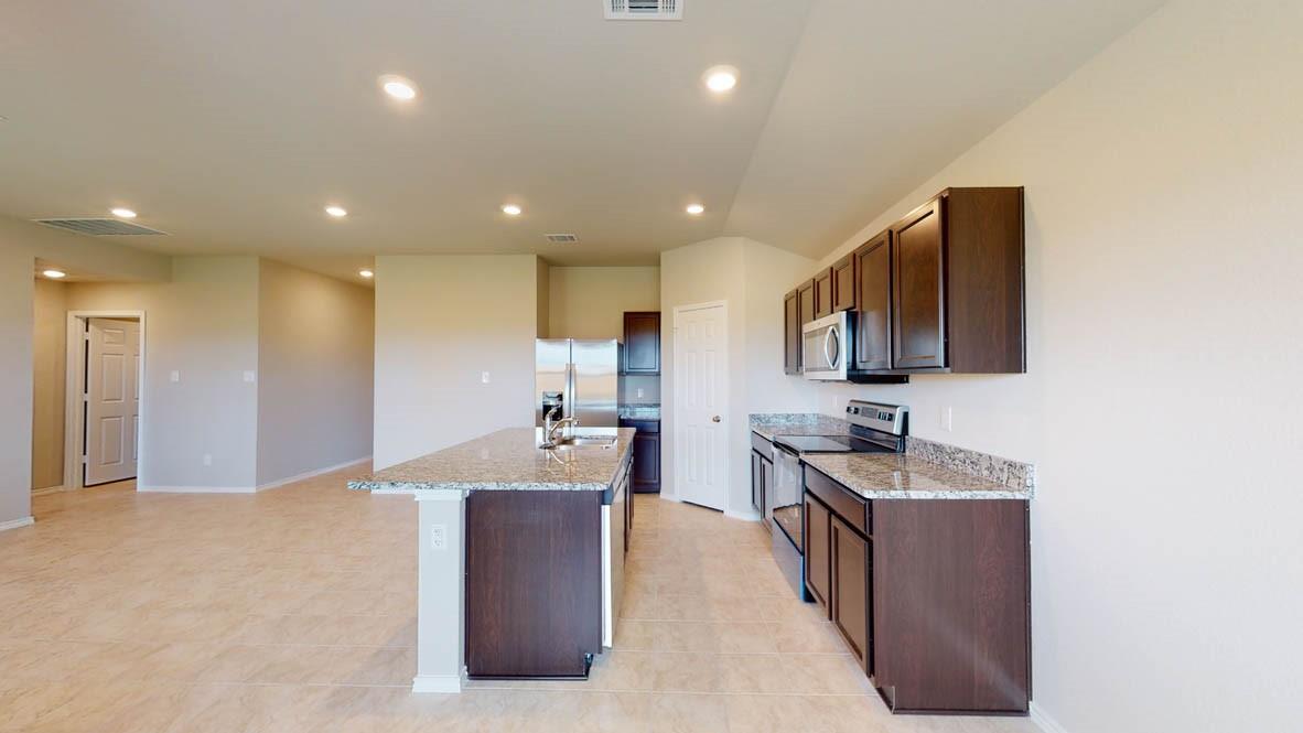1315 Iron Horse Dr, Killeen, TX 76549