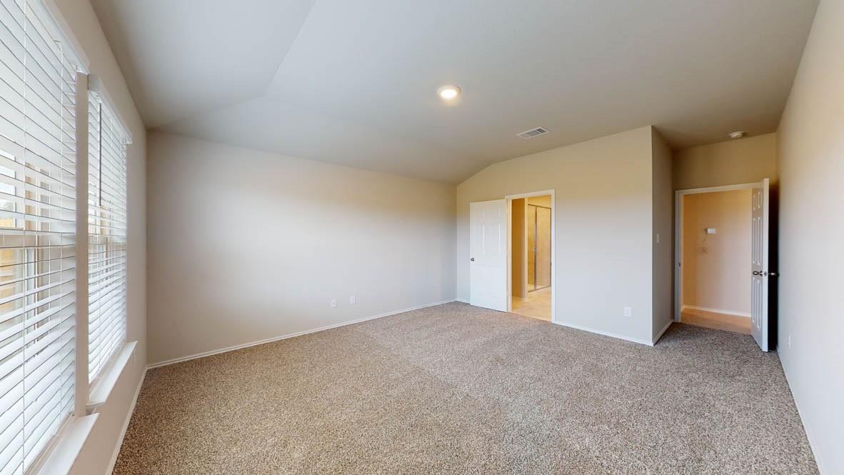 1318 Iron Horse Dr, Killeen, TX 76549