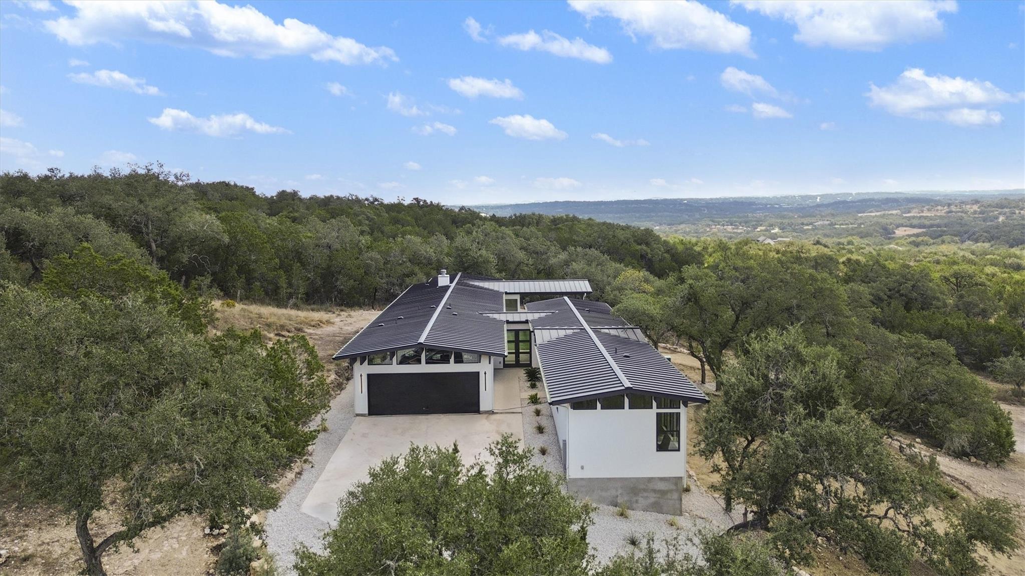 1752 Demi John Bend Rd, Canyon Lake, TX 78133