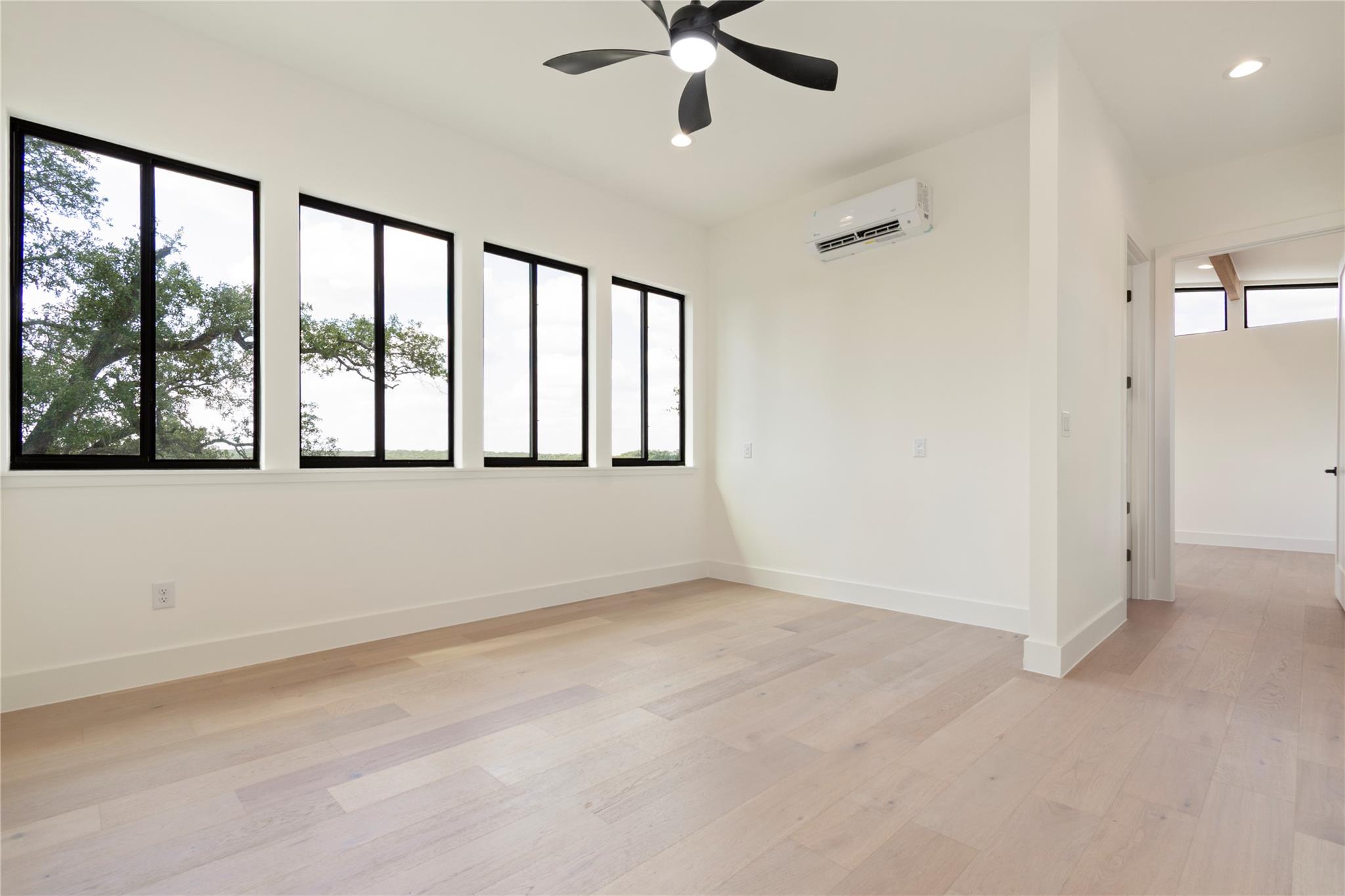 1752 Demi John Bend Rd, Canyon Lake, TX 78133