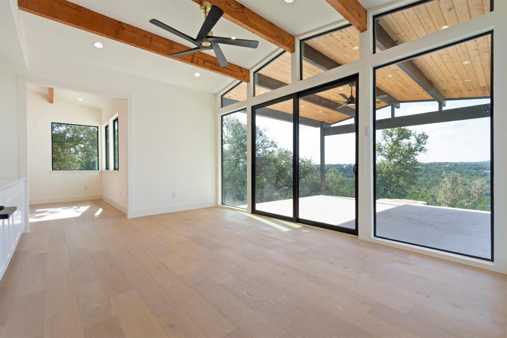 1752 Demi John Bend Rd, Canyon Lake, TX 78133