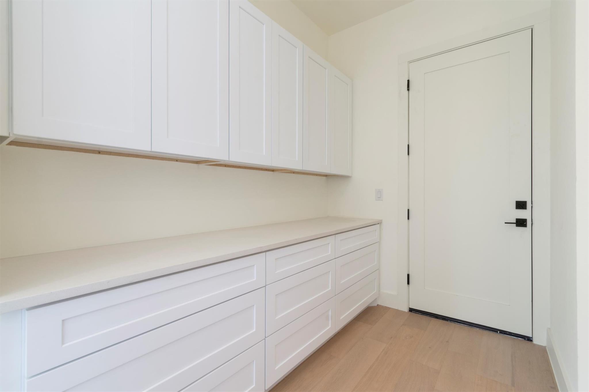 1752 Demi John Bend Rd, Canyon Lake, TX 78133