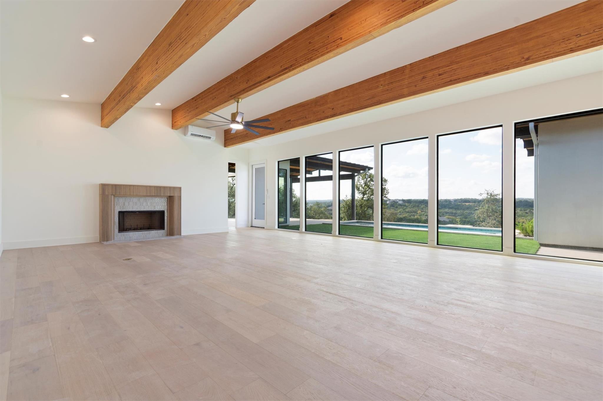 1752 Demi John Bend Rd, Canyon Lake, TX 78133