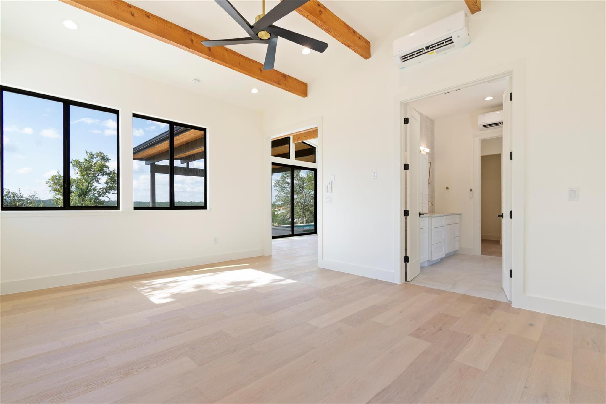 1752 Demi John Bend Rd, Canyon Lake, TX 78133