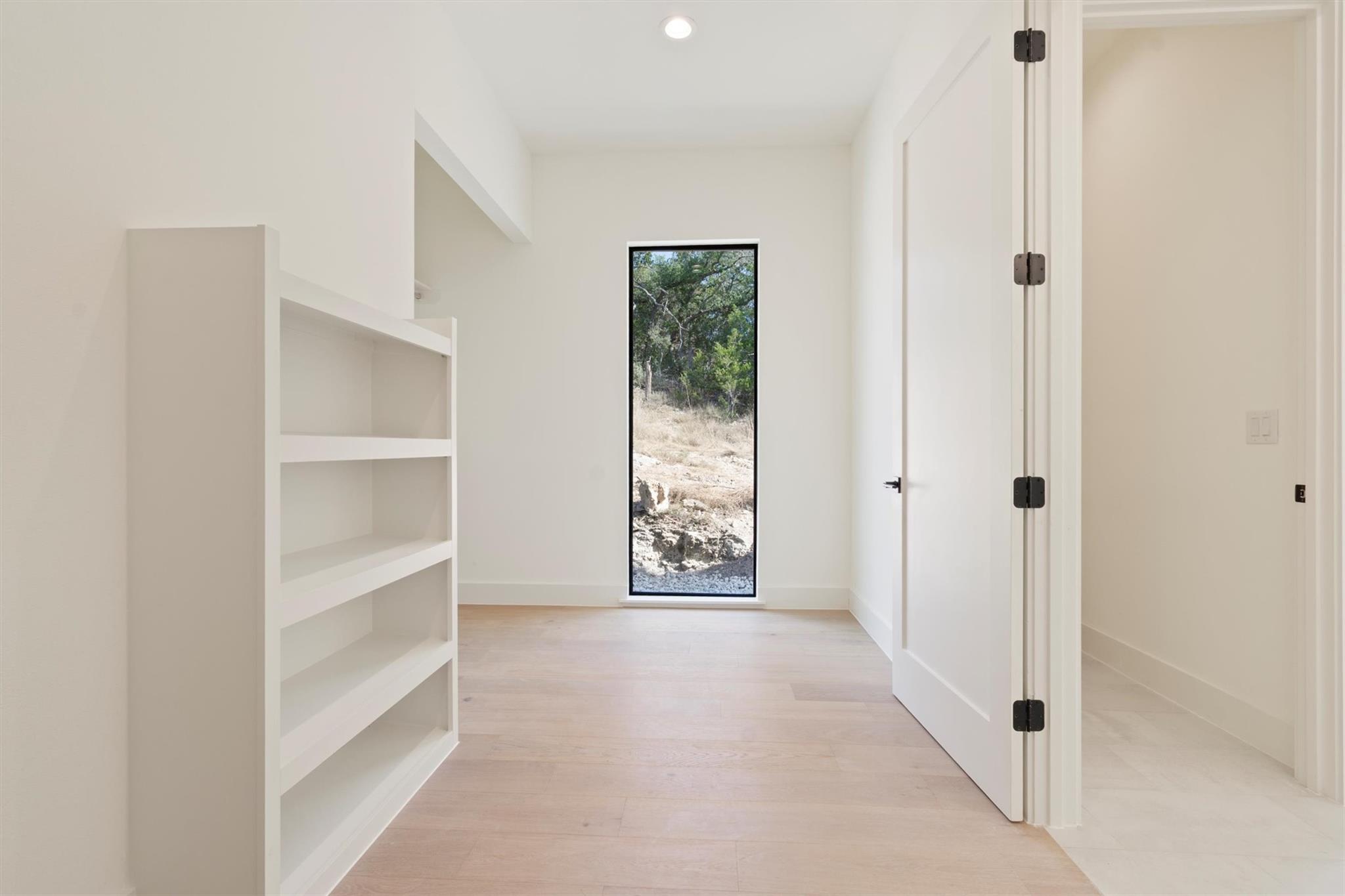 1752 Demi John Bend Rd, Canyon Lake, TX 78133