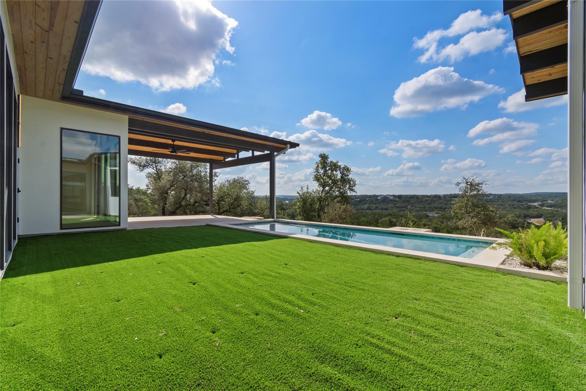 1752 Demi John Bend Rd, Canyon Lake, TX 78133