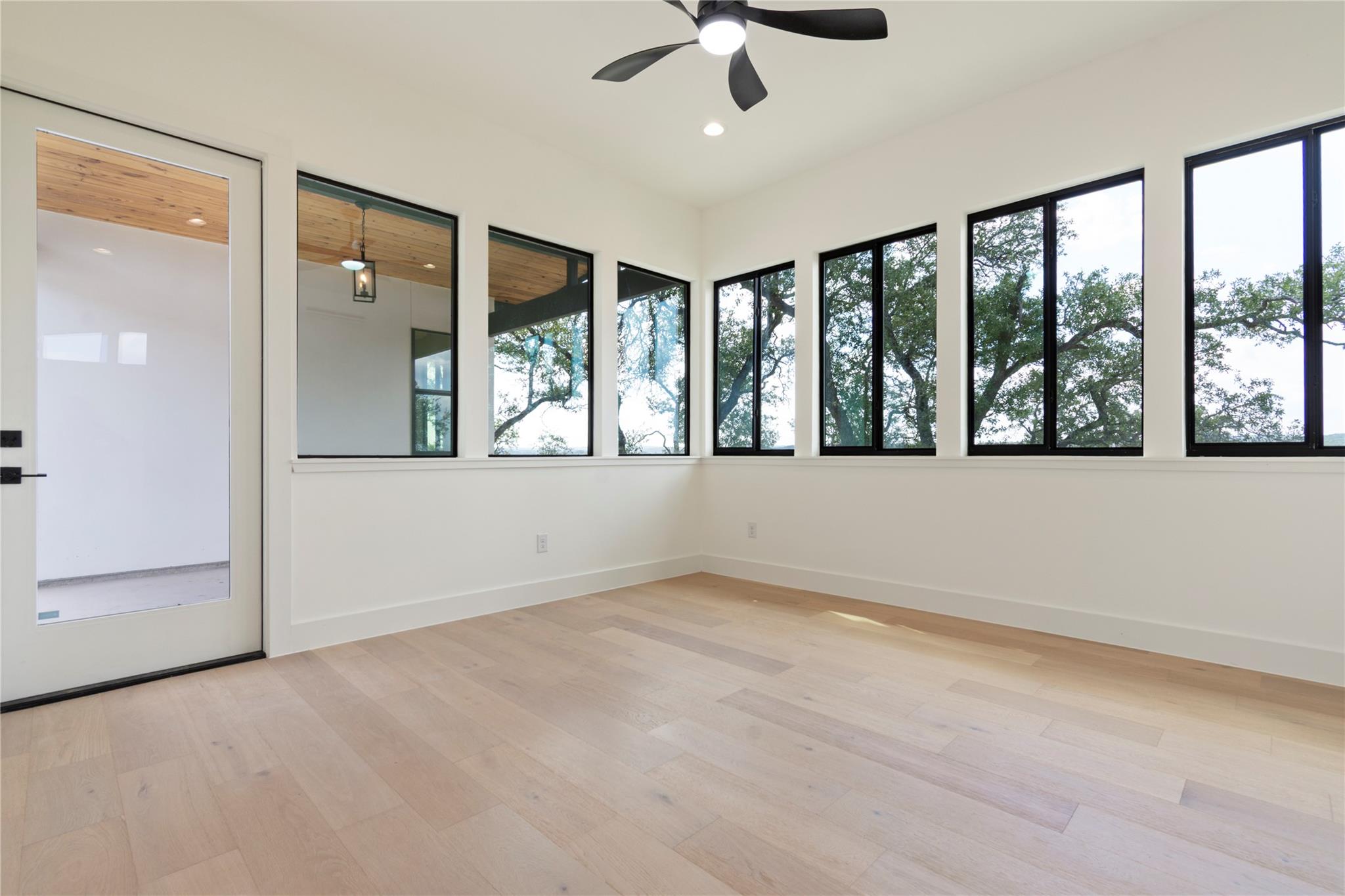 1752 Demi John Bend Rd, Canyon Lake, TX 78133