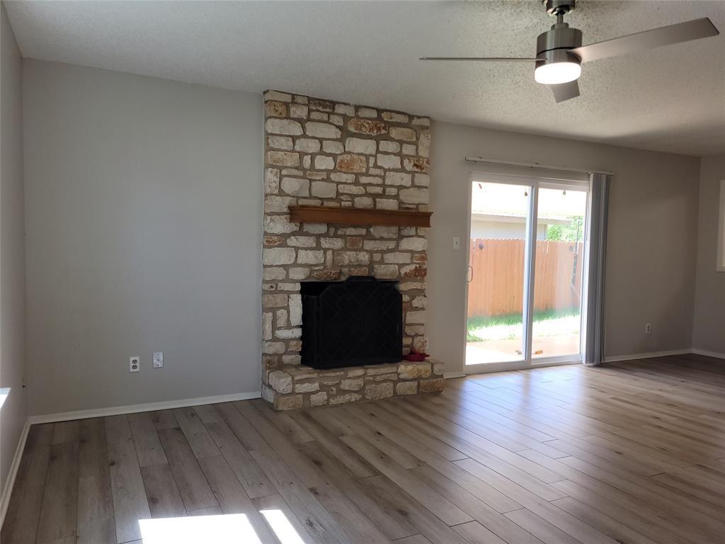 904 Woodlief Trl, Round Rock, TX 78664