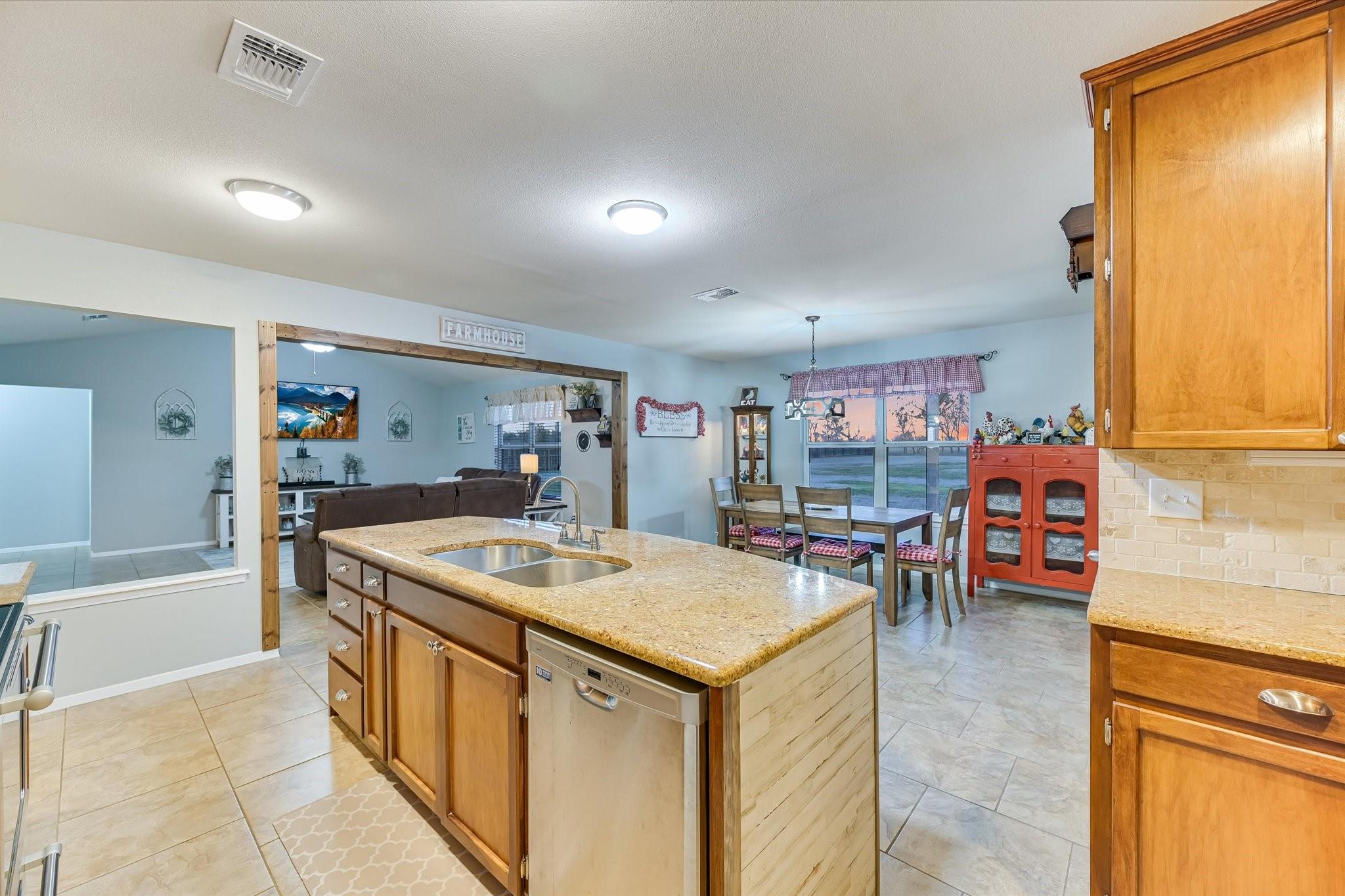 190 Margies Way, Bastrop, TX 78602