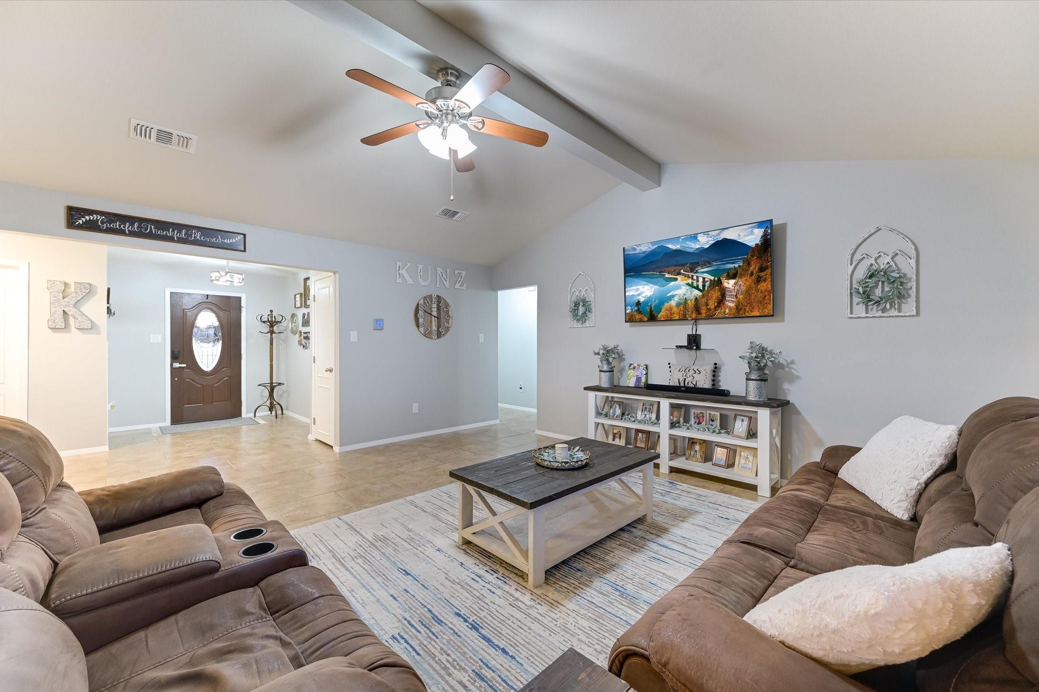 190 Margies Way, Bastrop, TX 78602