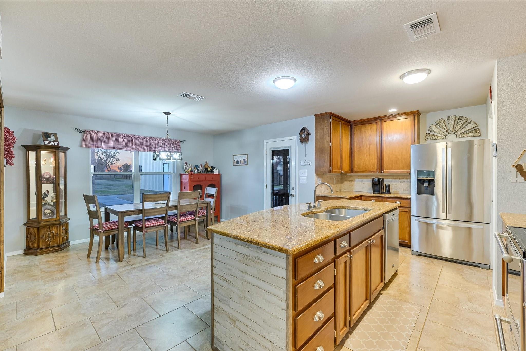 190 Margies Way, Bastrop, TX 78602