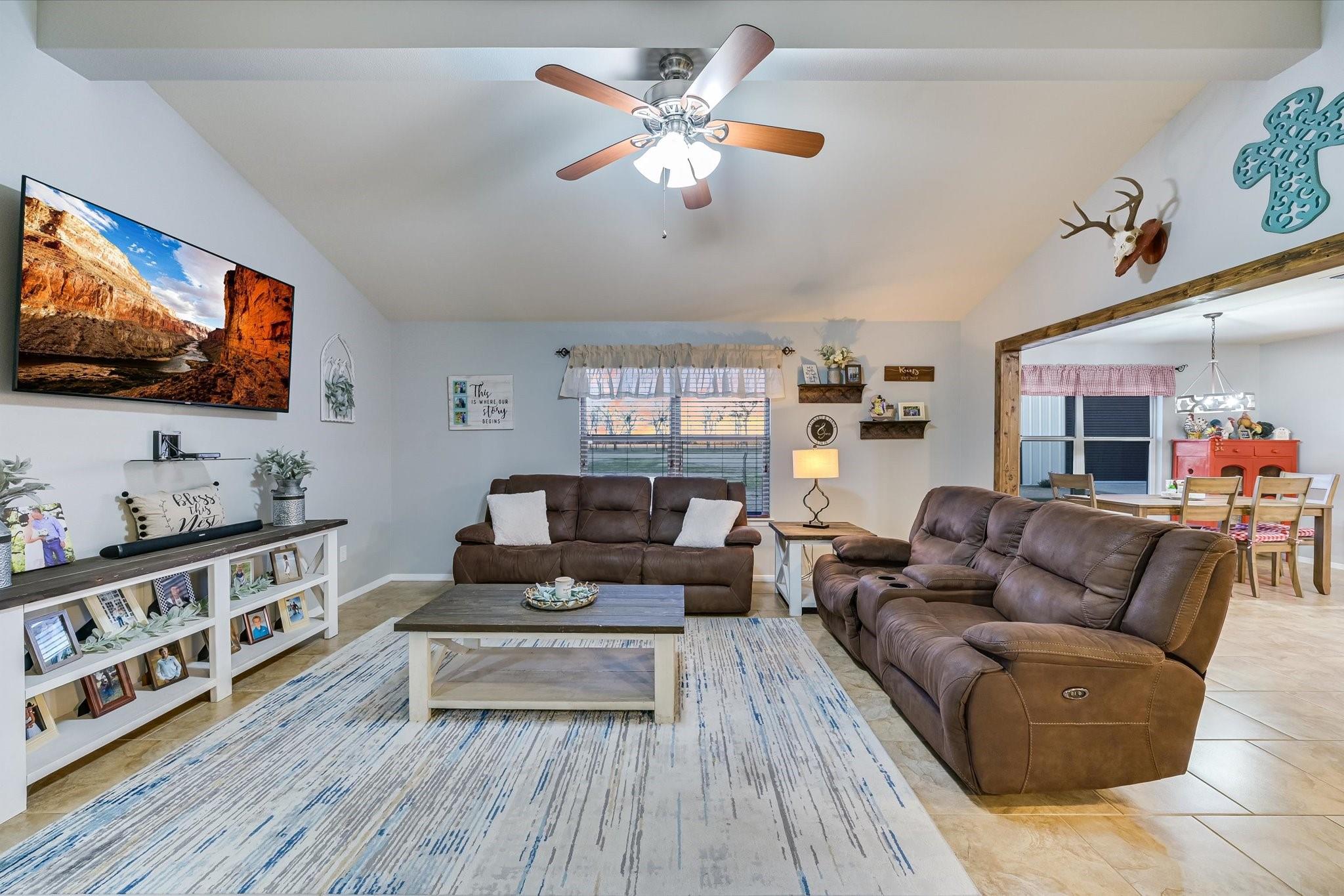 190 Margies Way, Bastrop, TX 78602