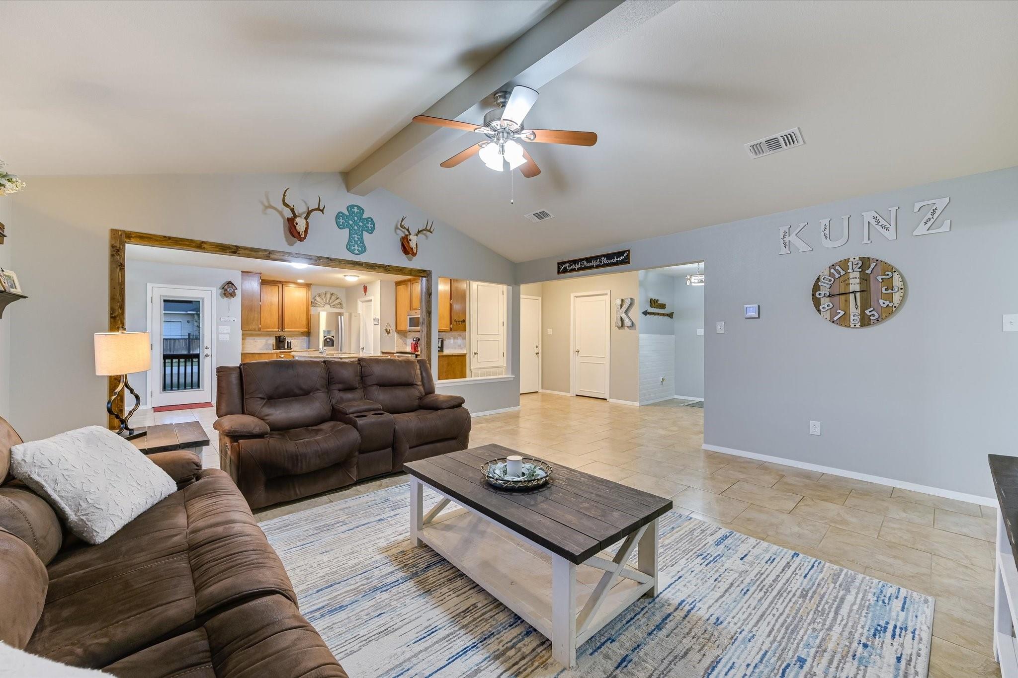 190 Margies Way, Bastrop, TX 78602