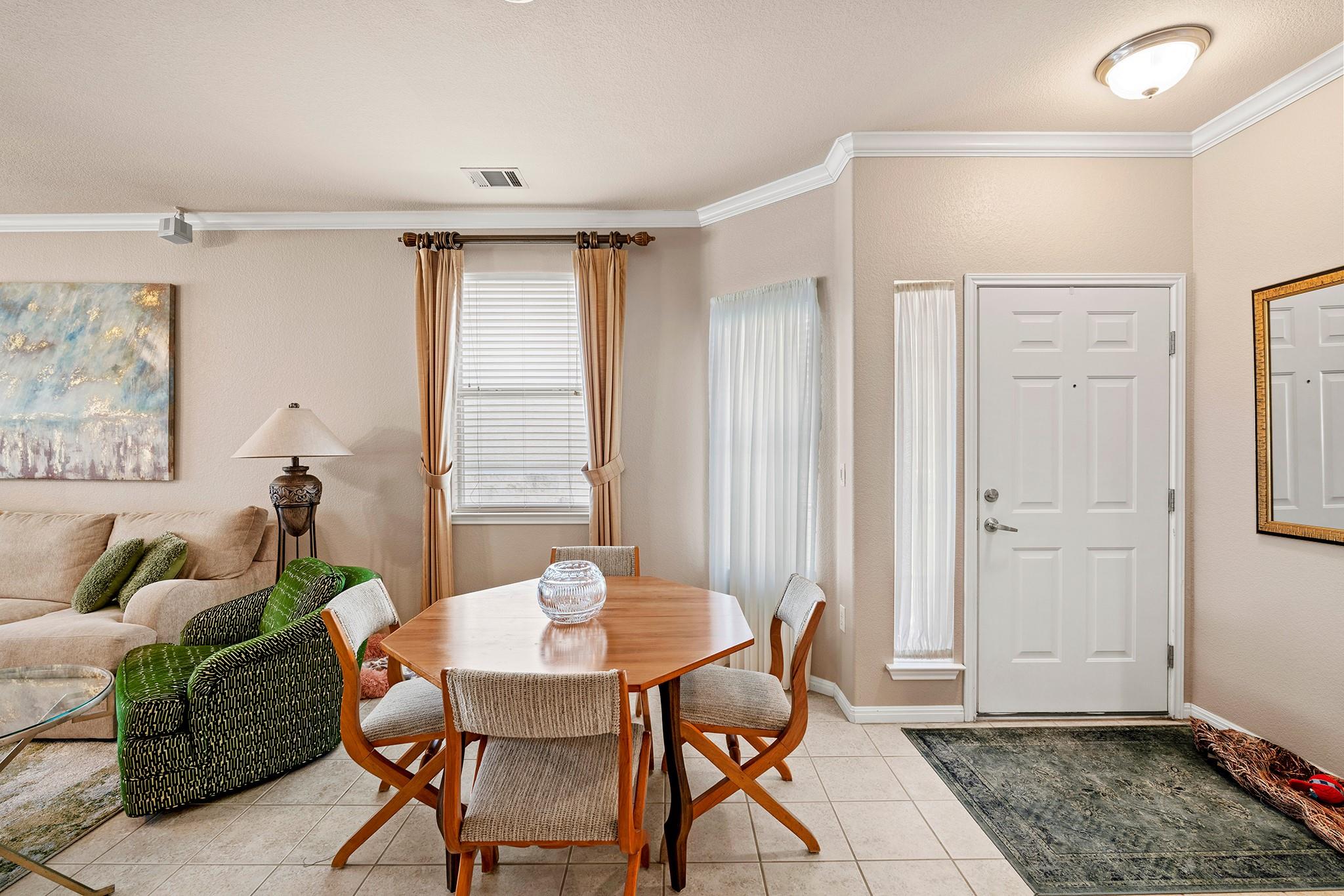 7708 San Felipe Blvd # 8, Austin, TX 78729