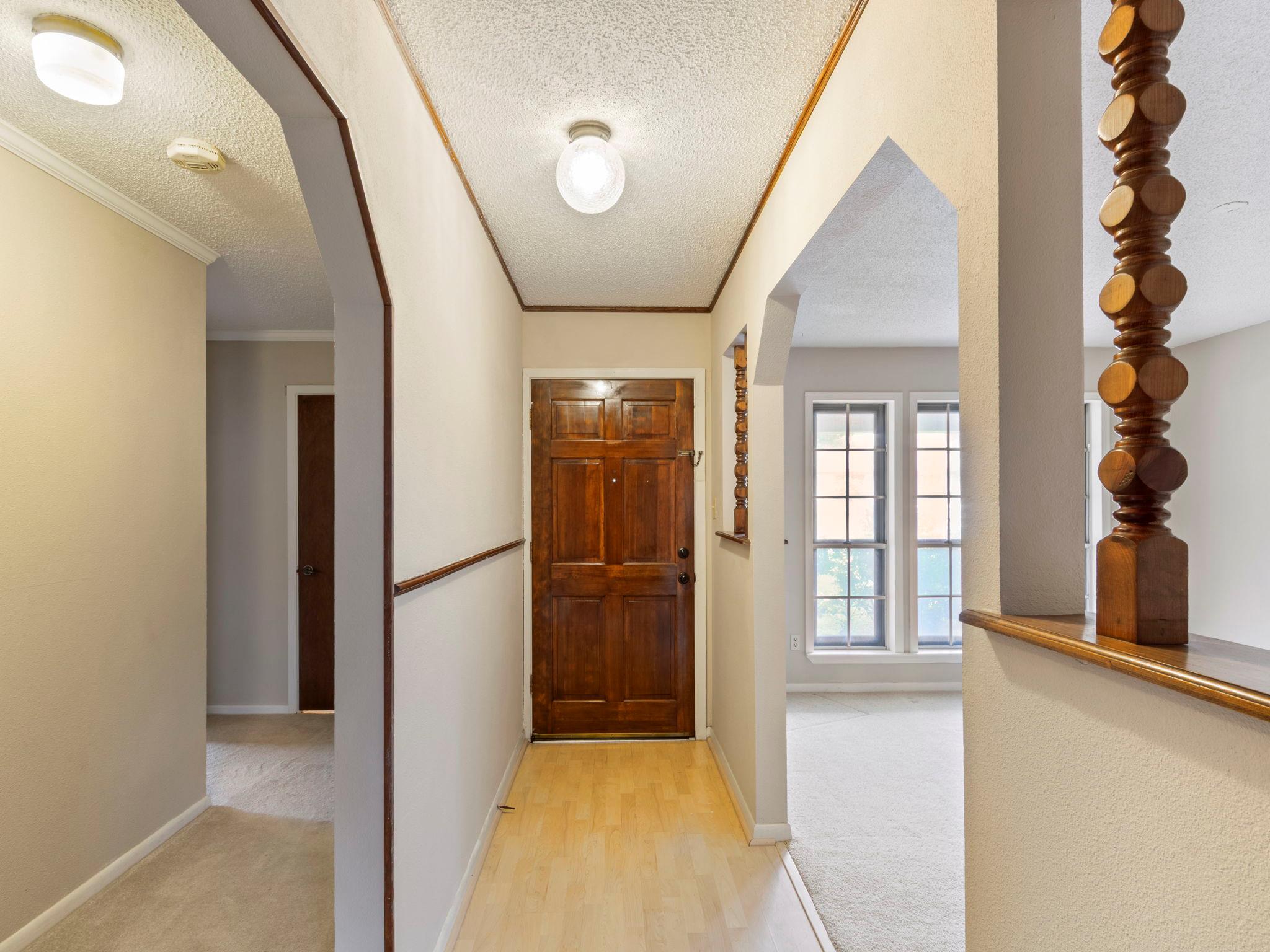 108 Fairlane Dr, Round Rock, TX 78664