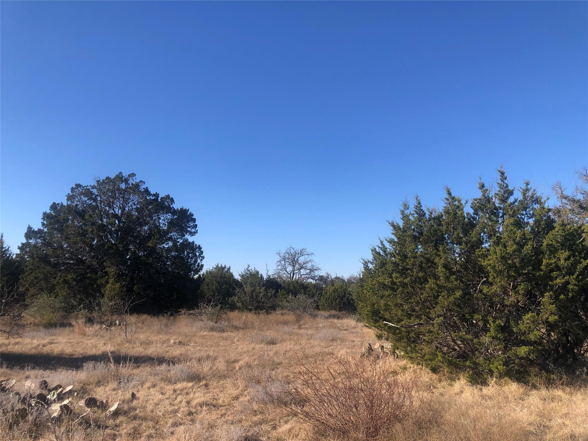 312 Oak Stump Dr, Goldthwaite, TX 76844