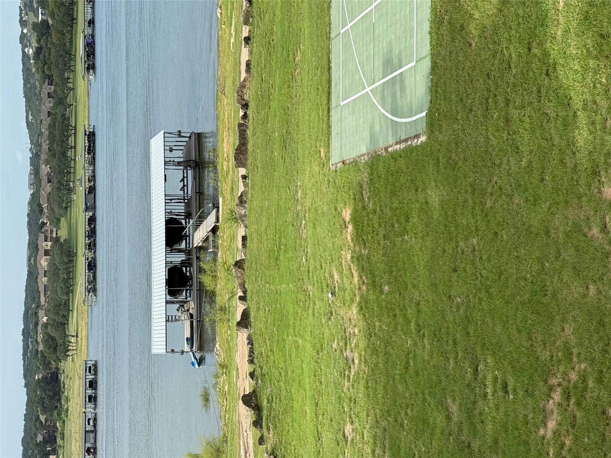20812 E Lakeshore Dr, Spicewood, TX 78669