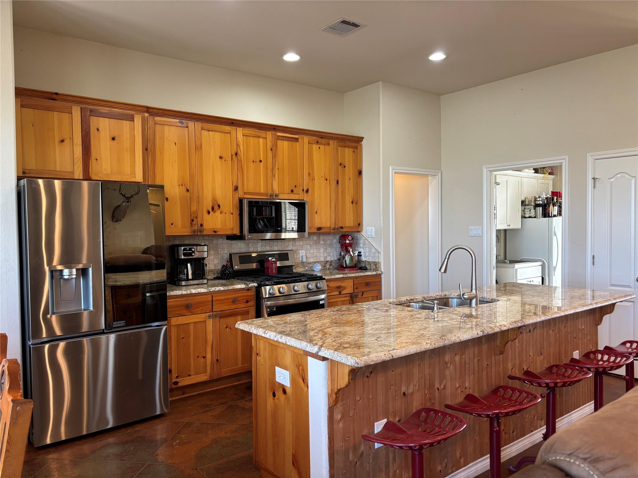 2401 County Road 130, Hutto, TX 78634