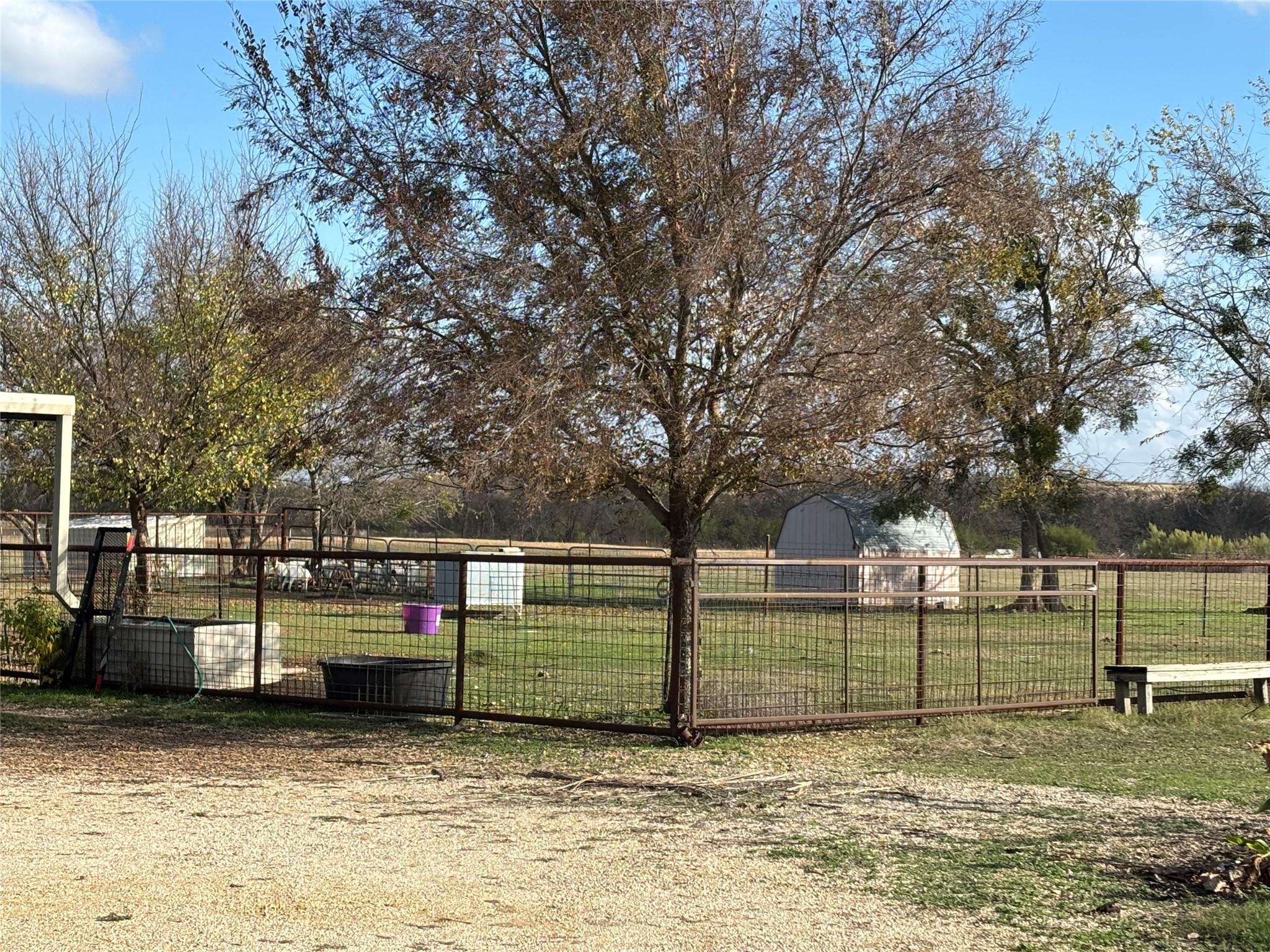 2401 County Road 130, Hutto, TX 78634