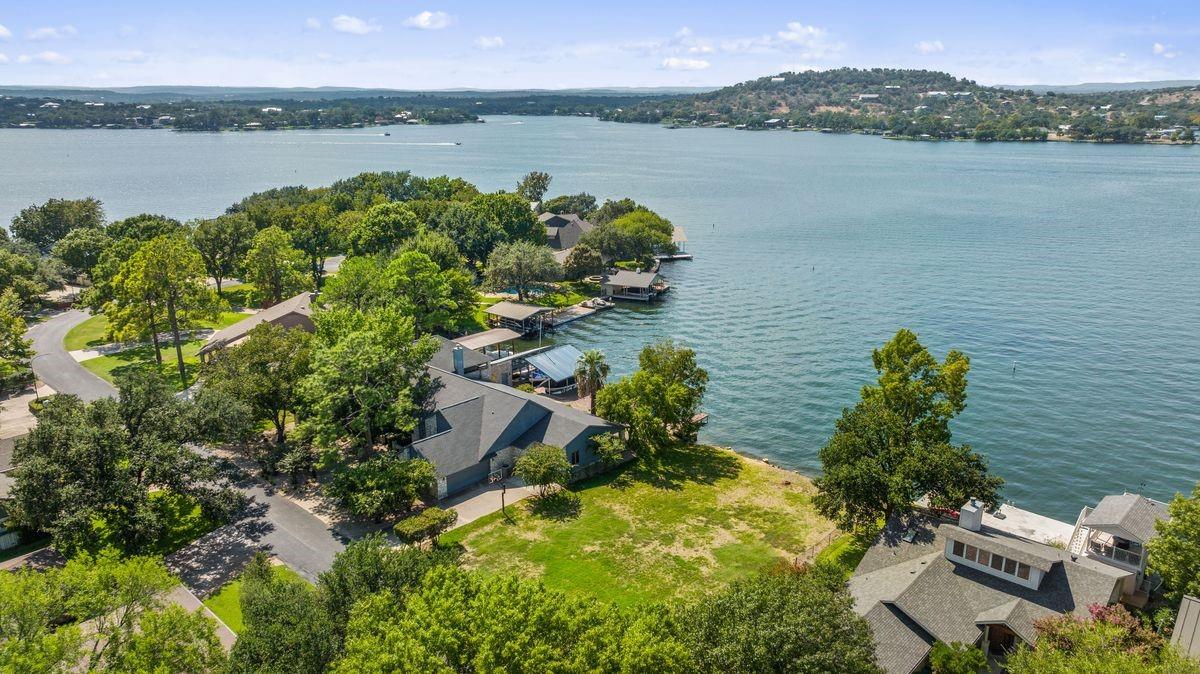 #30 Beaver Island, Granite Shoals, TX 78654