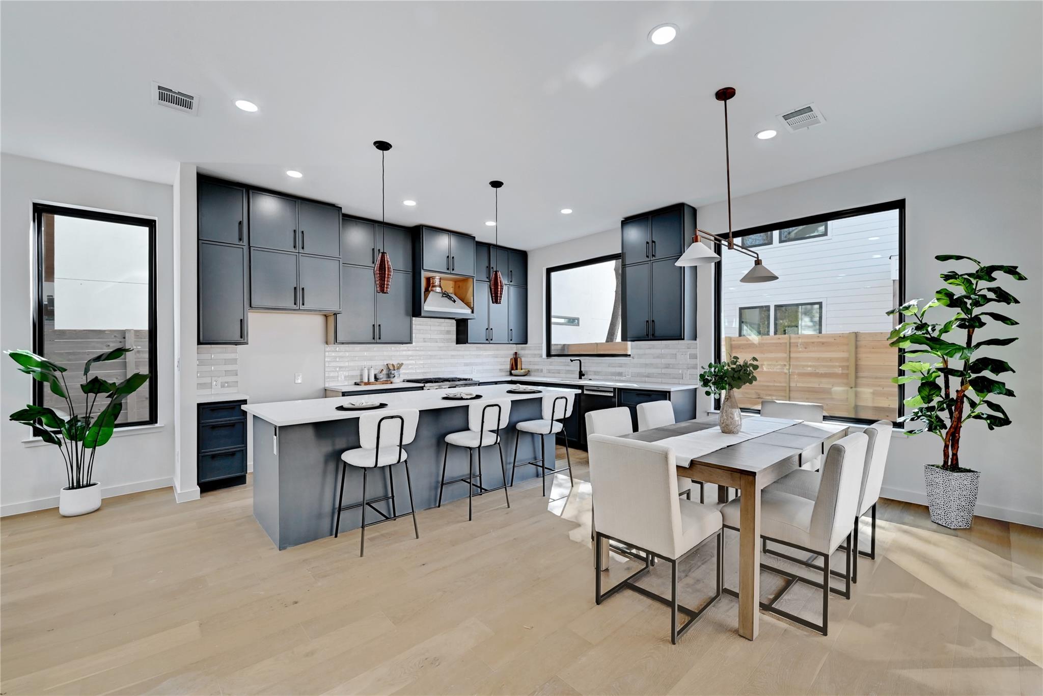 2717 Lyons Rd # 1, Austin, TX 78702
