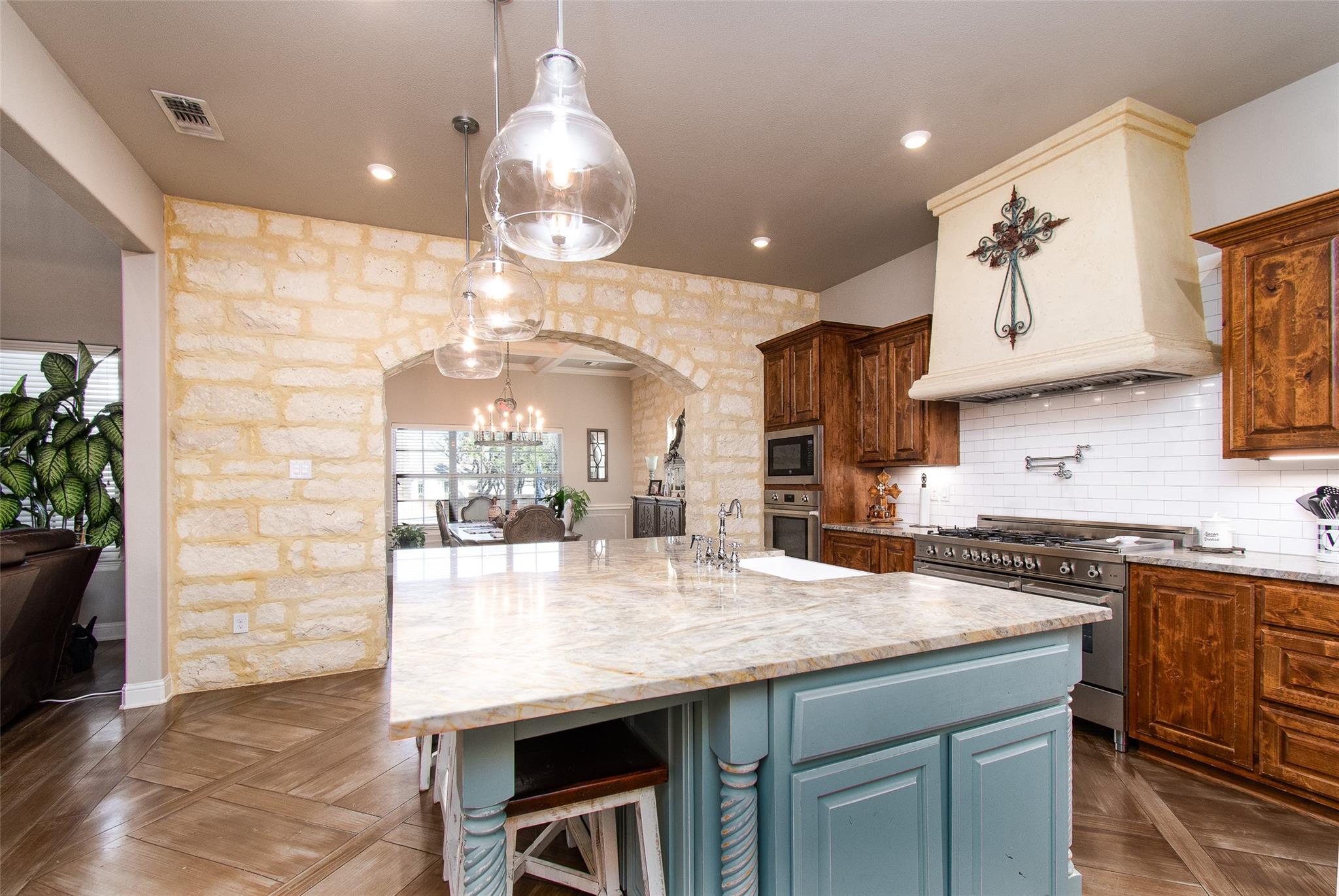 1011 Ferguson Mill Rd, Salado, TX 76571