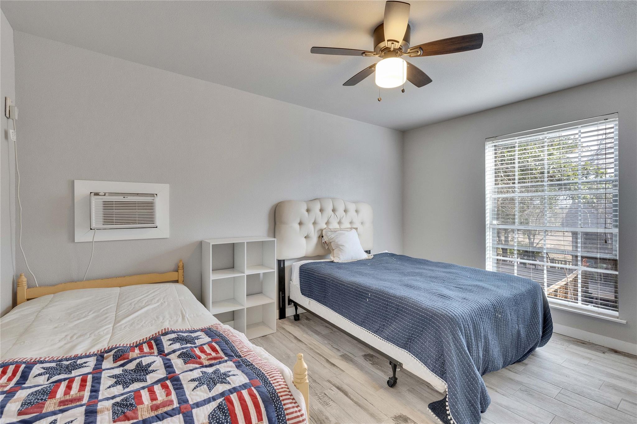 25409 Pedernales Point Dr, Spicewood, TX 78669