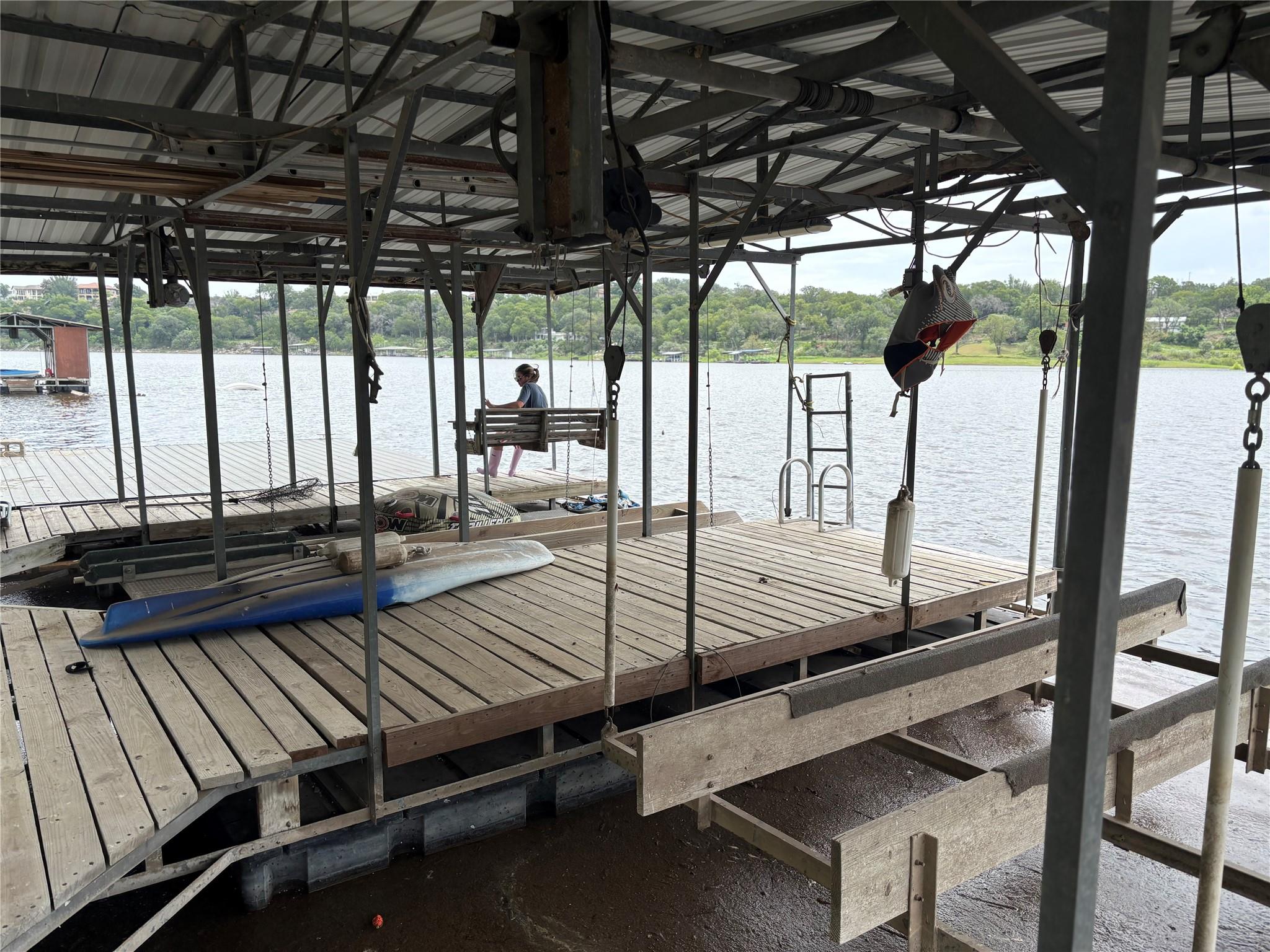 25409 Pedernales Point Dr, Spicewood, TX 78669