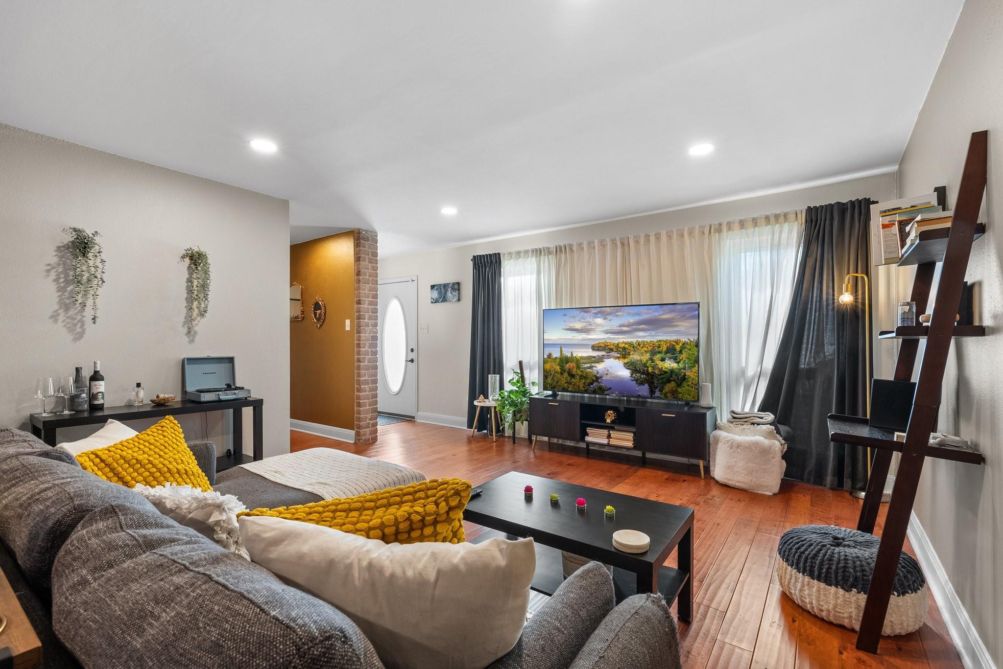 9009 North Plz # 118, Austin, TX 78753