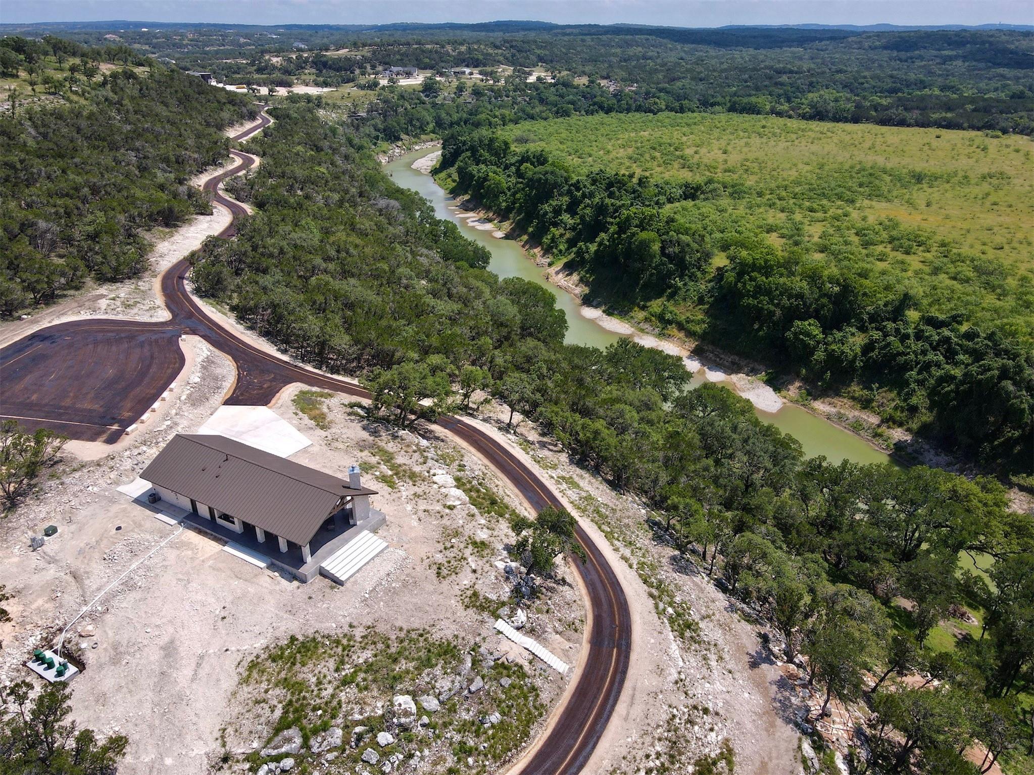 1978 Paradise Pkwy, Canyon Lake, TX 78133
