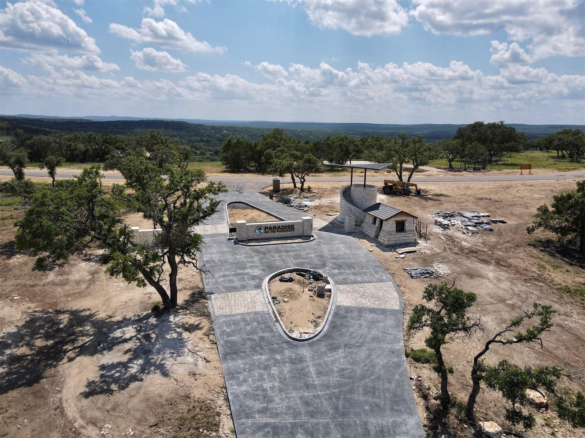 1978 Paradise Pkwy, Canyon Lake, TX 78133