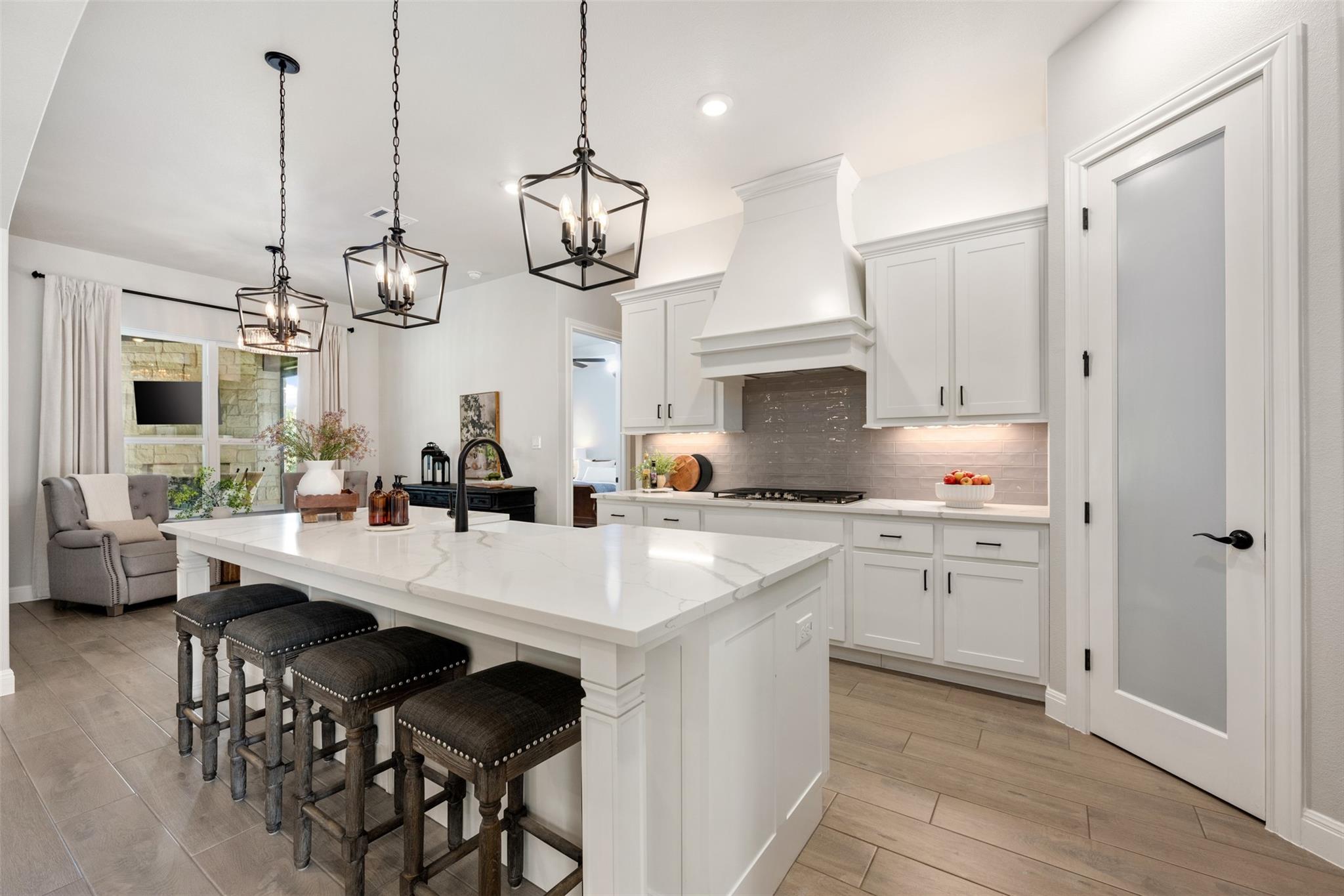 210 Miranda Way, Georgetown, TX 78633