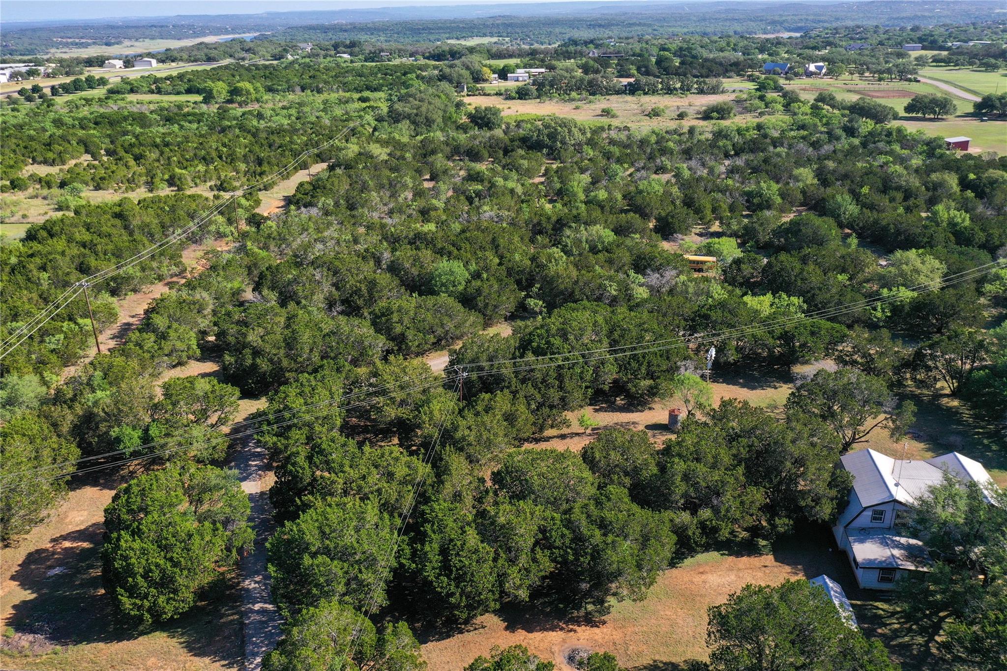 401 Exeter Rd, Spicewood, TX 78669