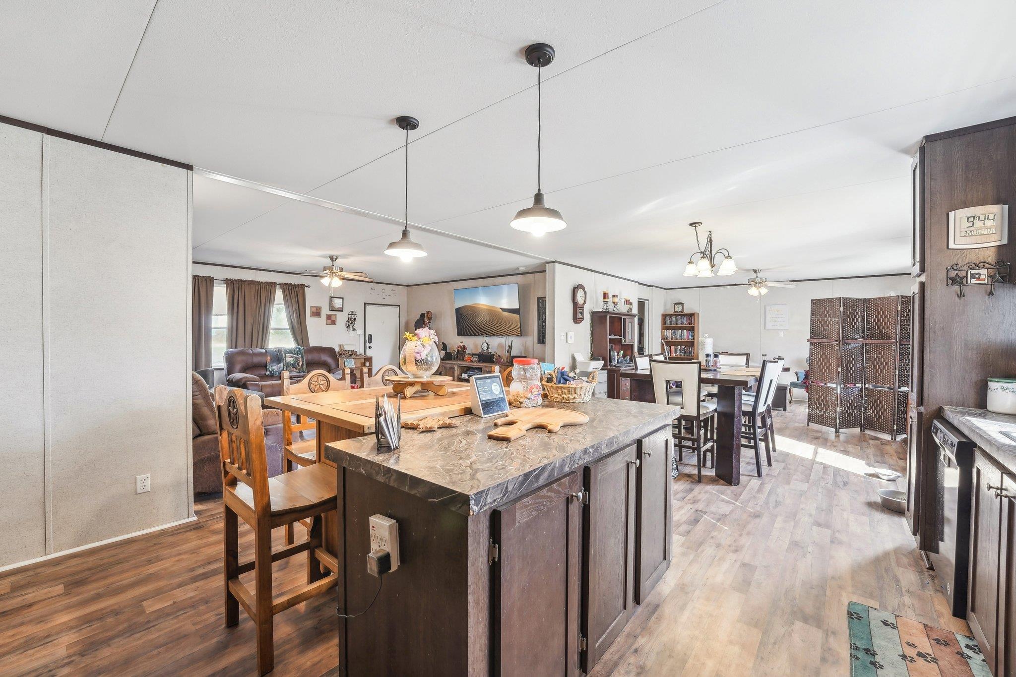 837 Southwood Dr, Cottonwood Shores, TX 78657