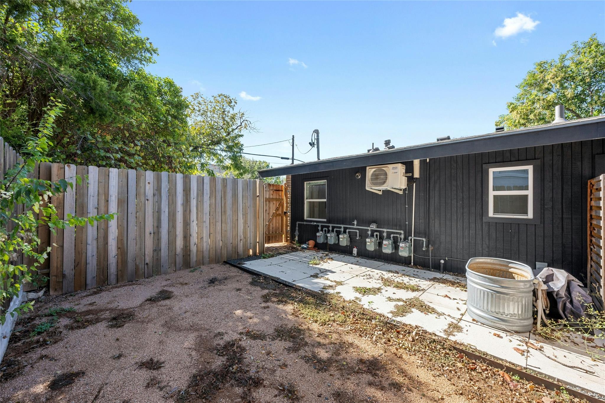 2201 Leon St # D, Austin, TX 78705