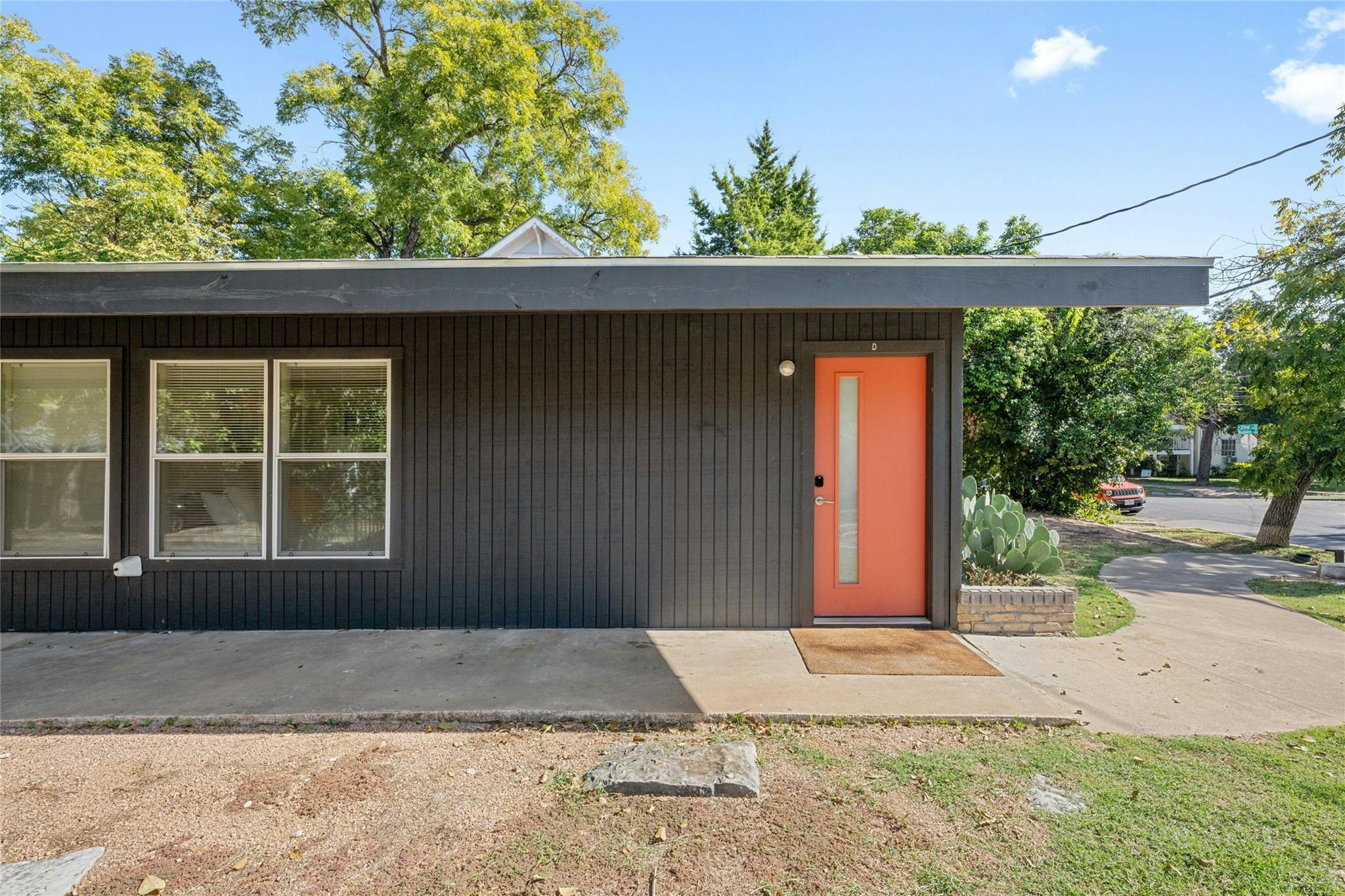 2201 Leon St # D, Austin, TX 78705