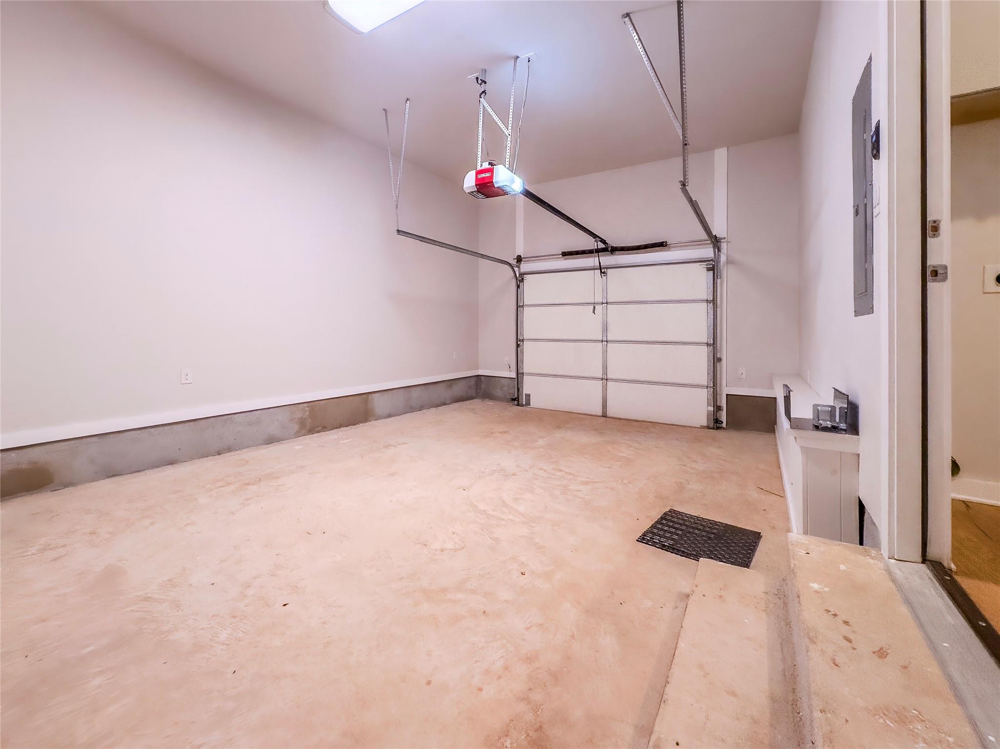 2400 Bruin Dr # 27, Spicewood, TX 78669