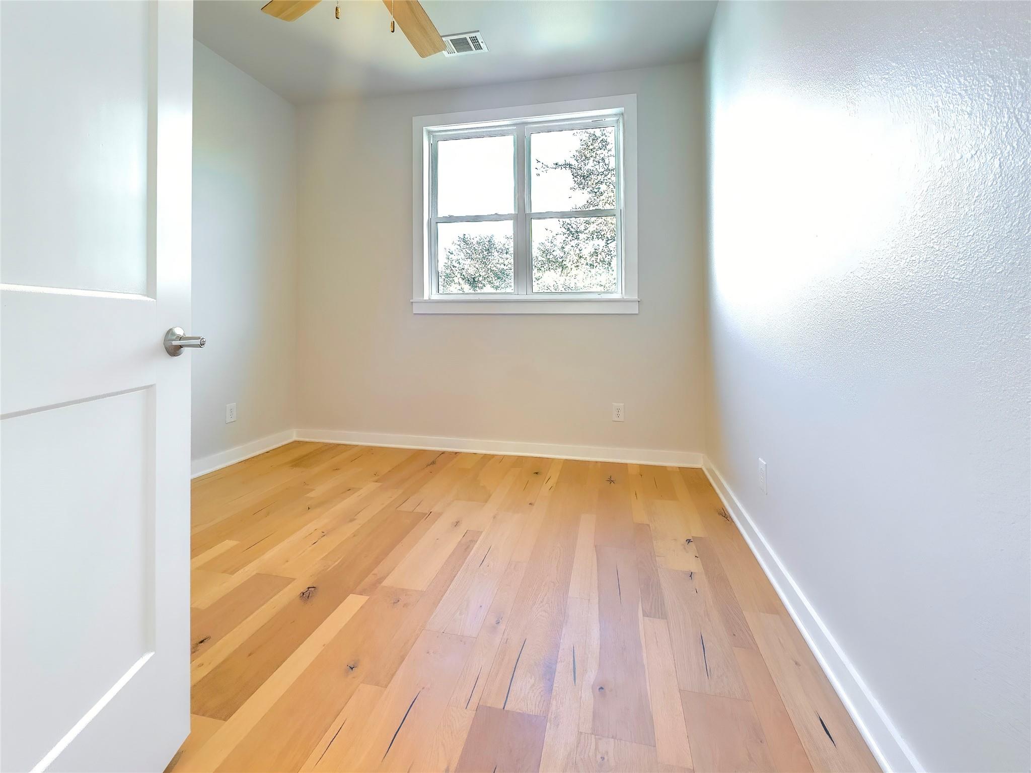 2400 Bruin Dr # 27, Spicewood, TX 78669