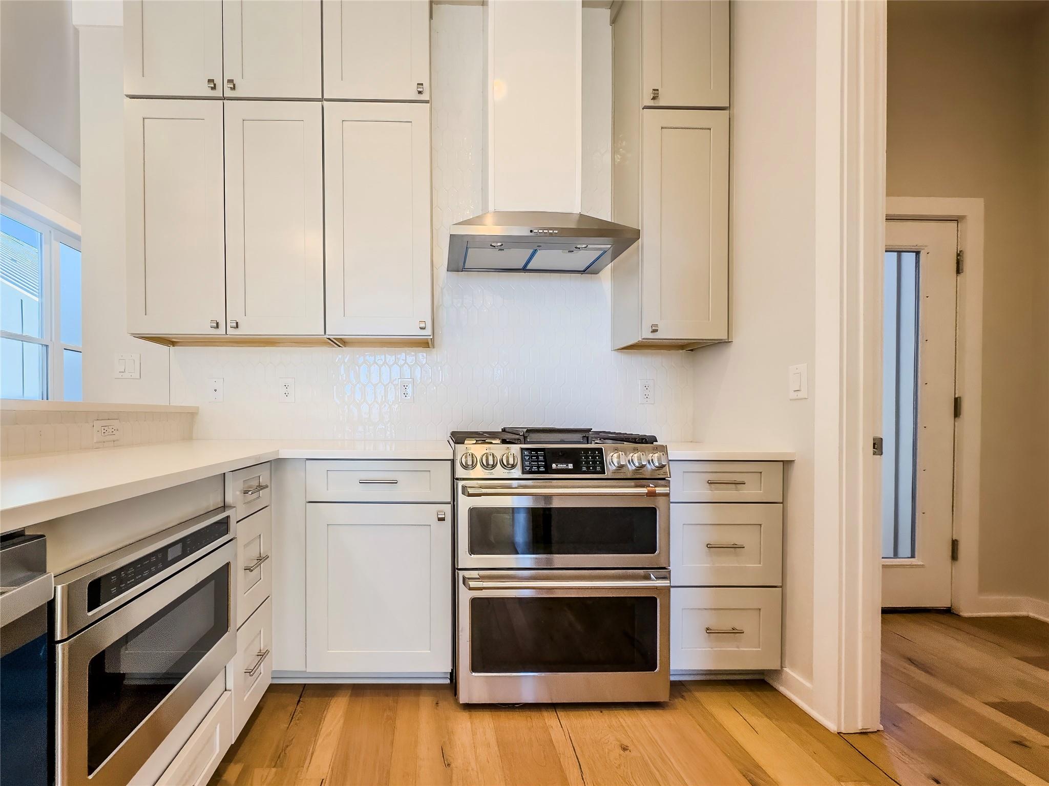 2400 Bruin Dr # 27, Spicewood, TX 78669