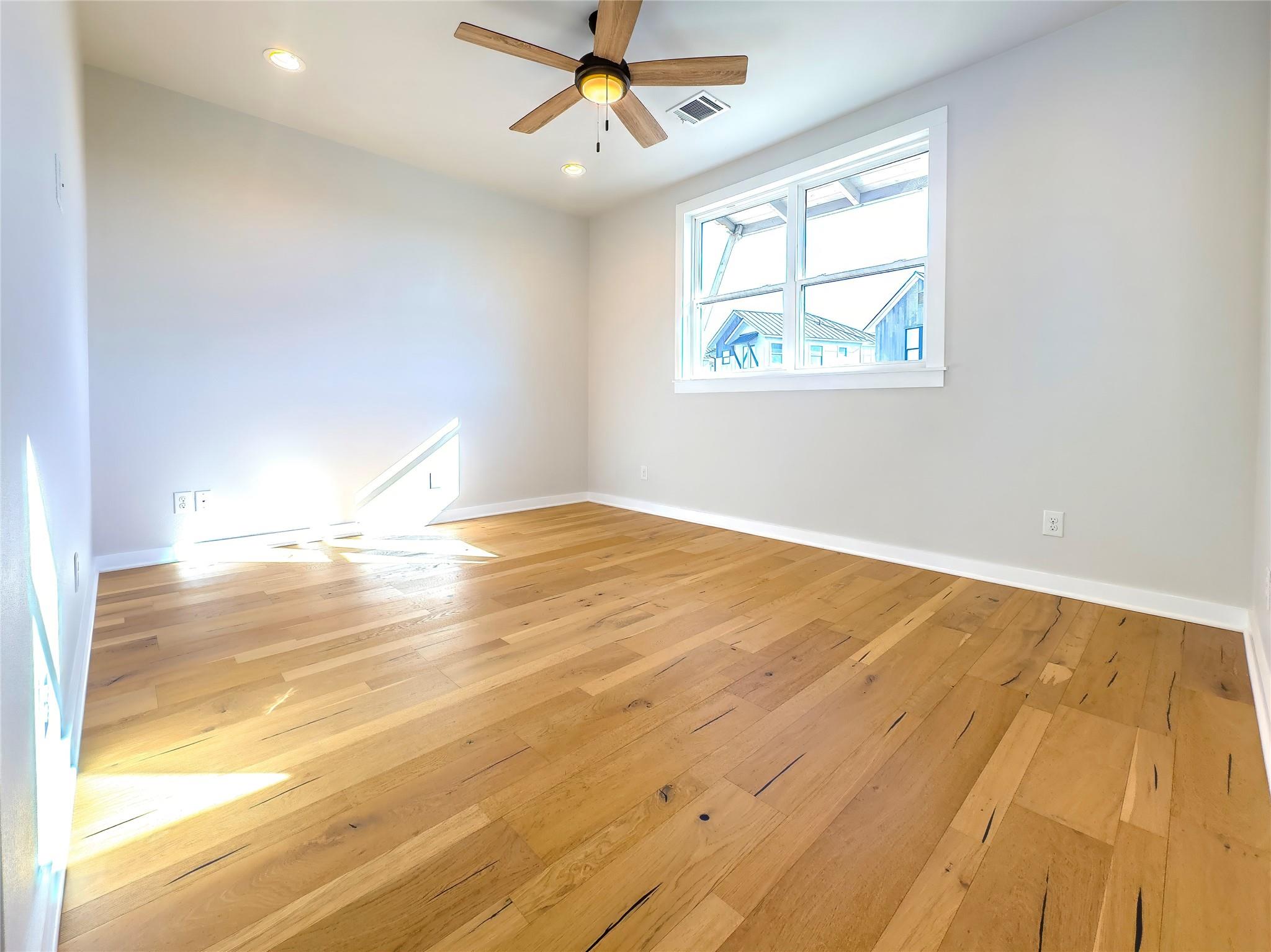 2400 Bruin Dr # 27, Spicewood, TX 78669