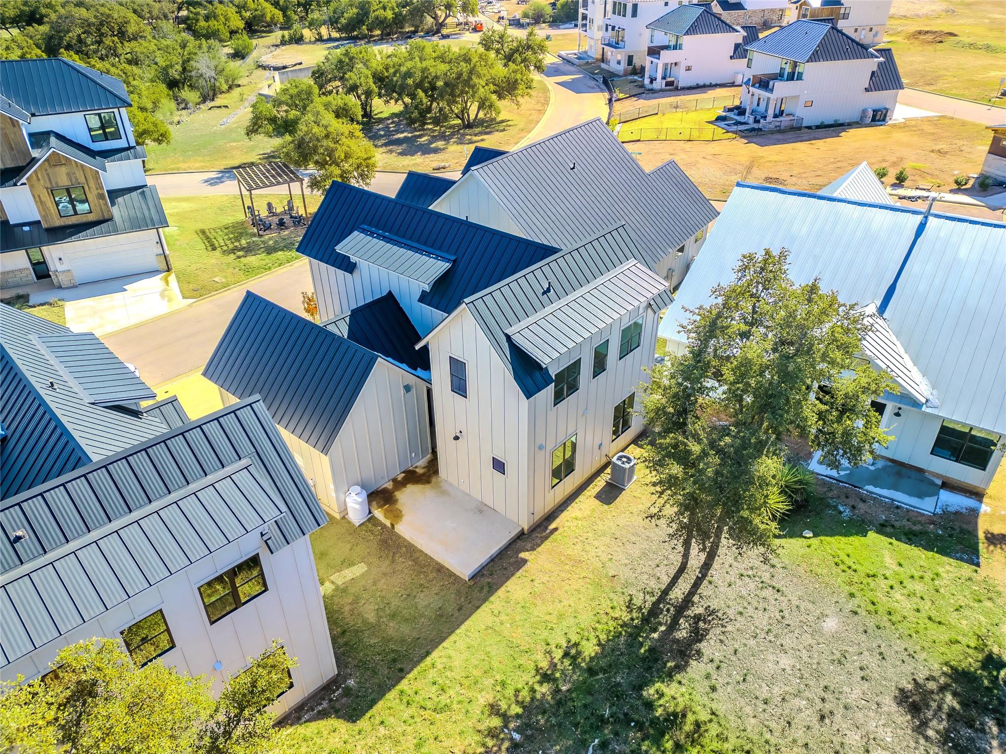 2400 Bruin Dr # 27, Spicewood, TX 78669