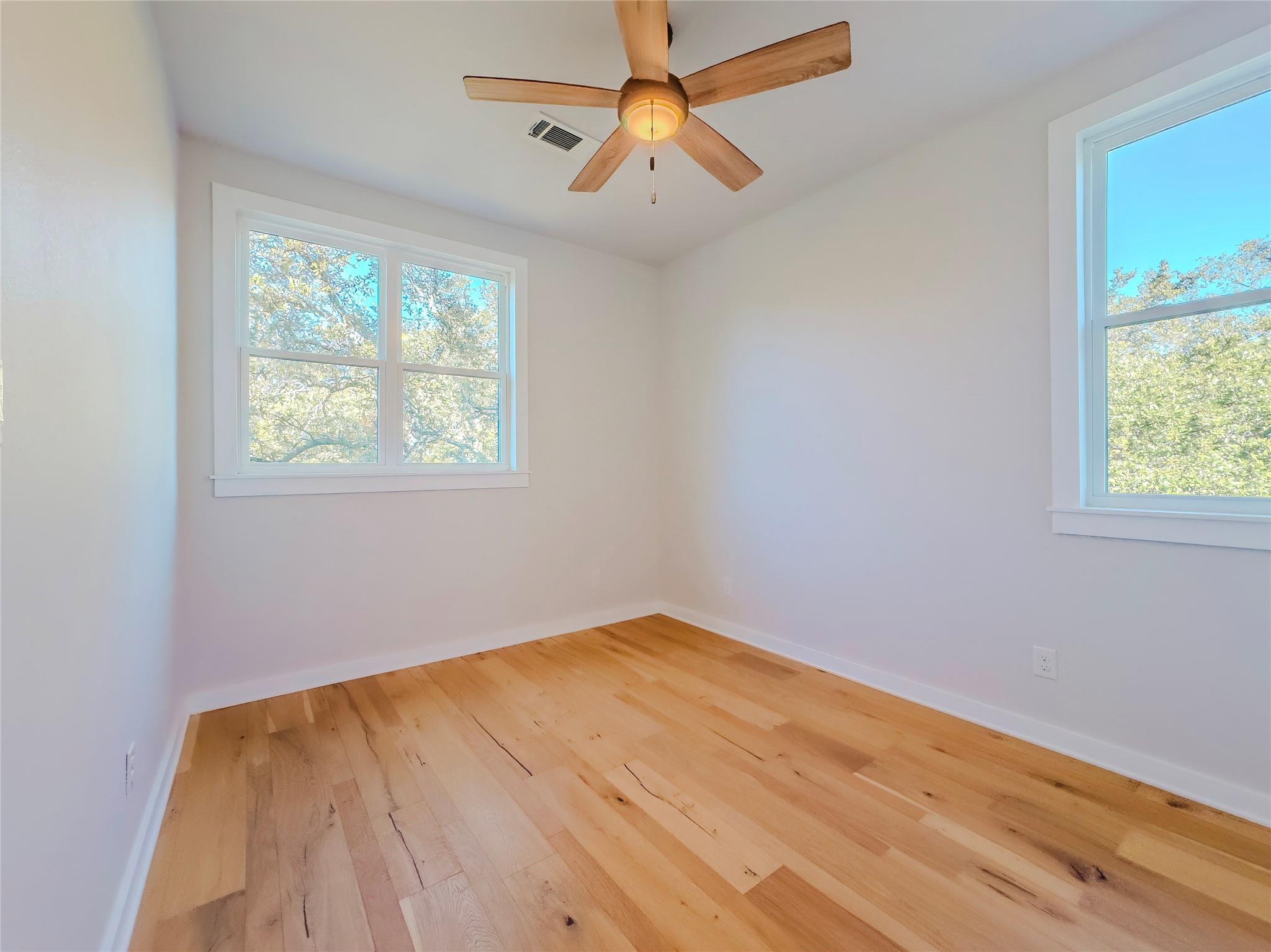 2404 Bruin Dr # 28, Spicewood, TX 78669
