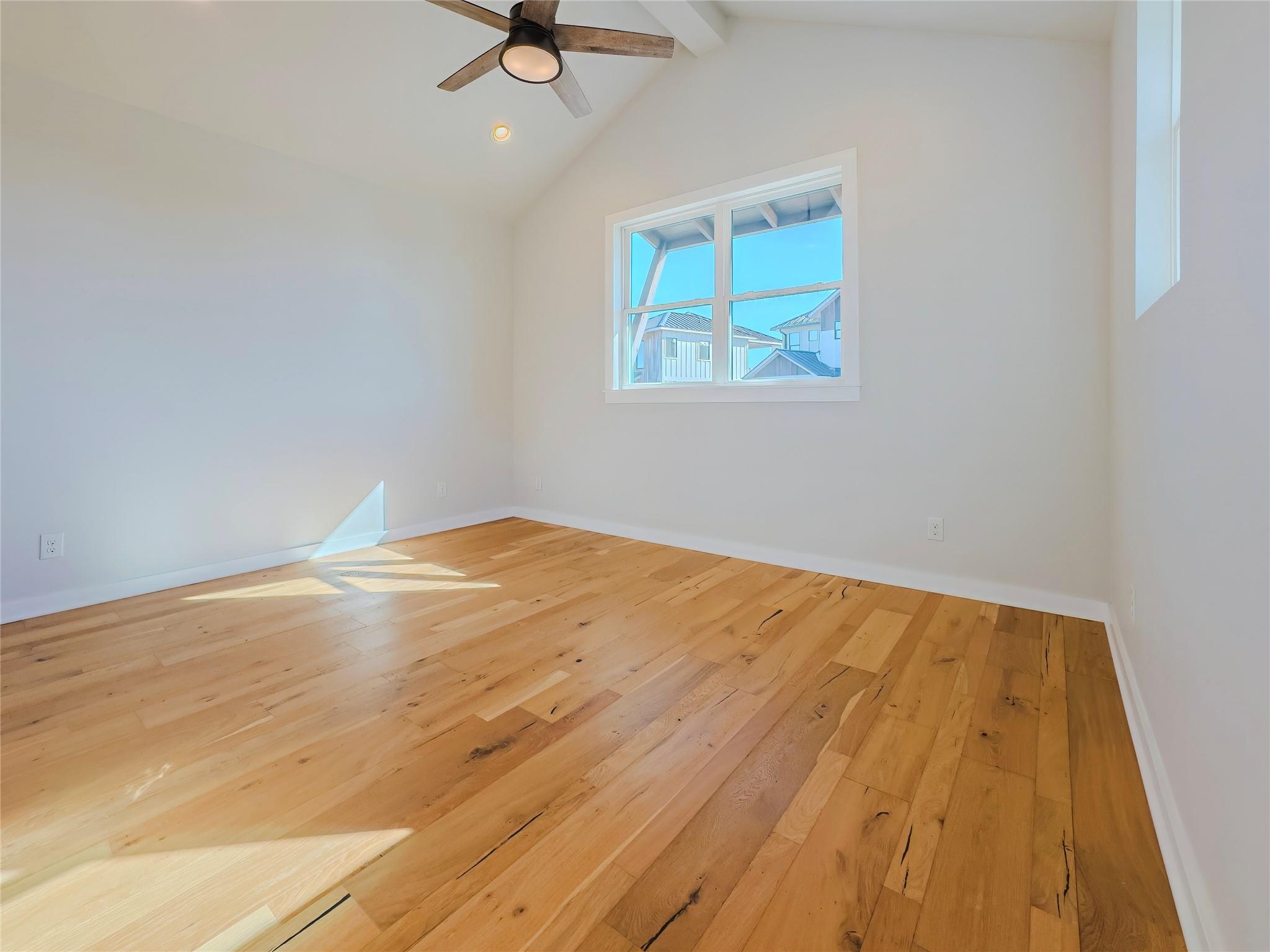 2404 Bruin Dr # 28, Spicewood, TX 78669