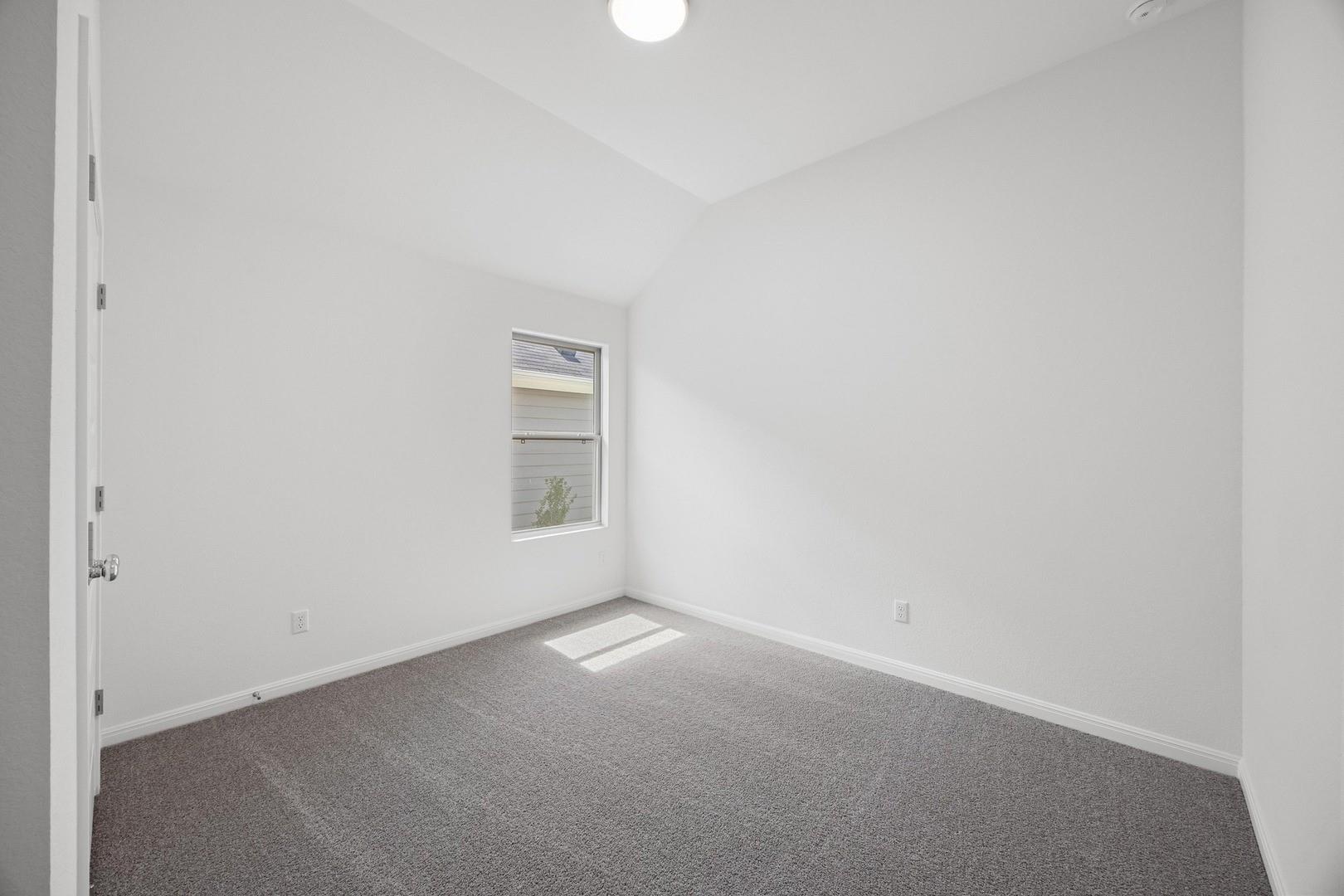 305 Bendecido Loop, Elgin, TX 78621