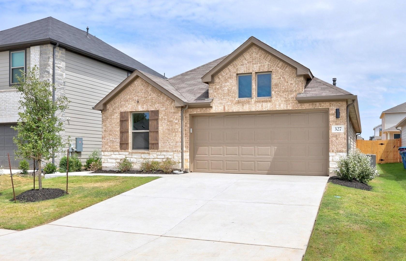 327 Bendecido Loop, Elgin, TX 78621