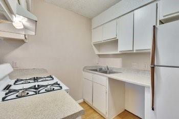 400 W 34th St # 206, Austin, TX 78705