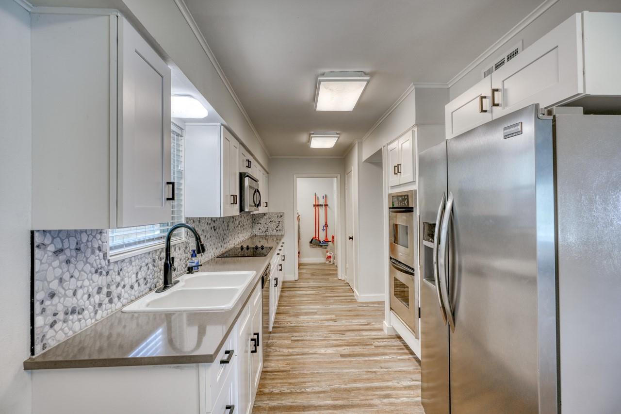 614 E Briarway Dr, Granite Shoals, TX 78654